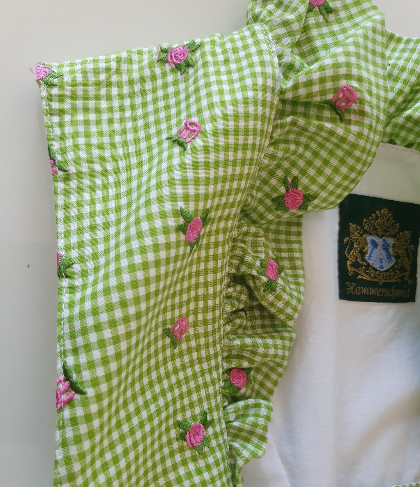 HAMMERSCHMID top u tradicionalnom stilu