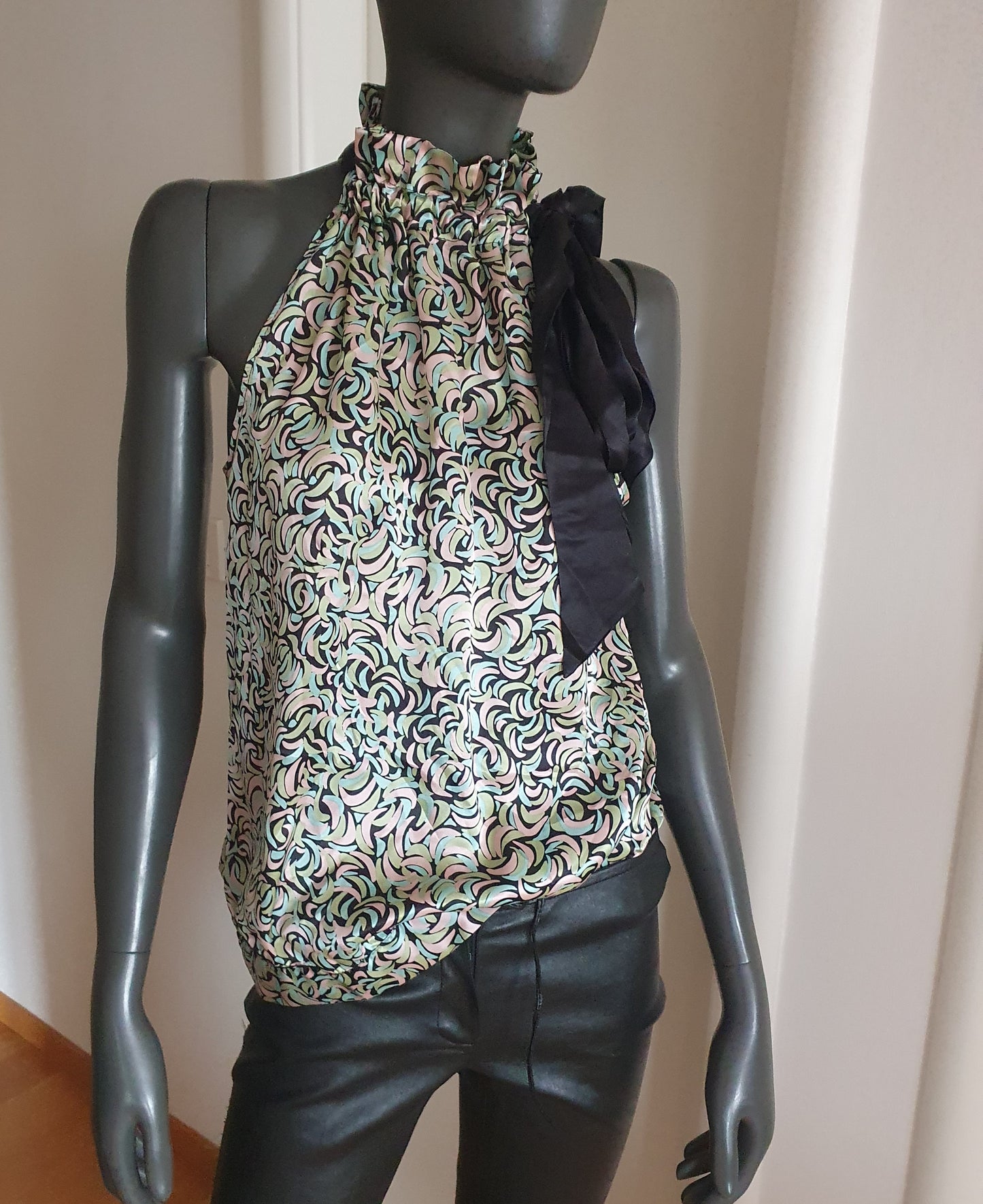 ZARA top, 100% svila, novi