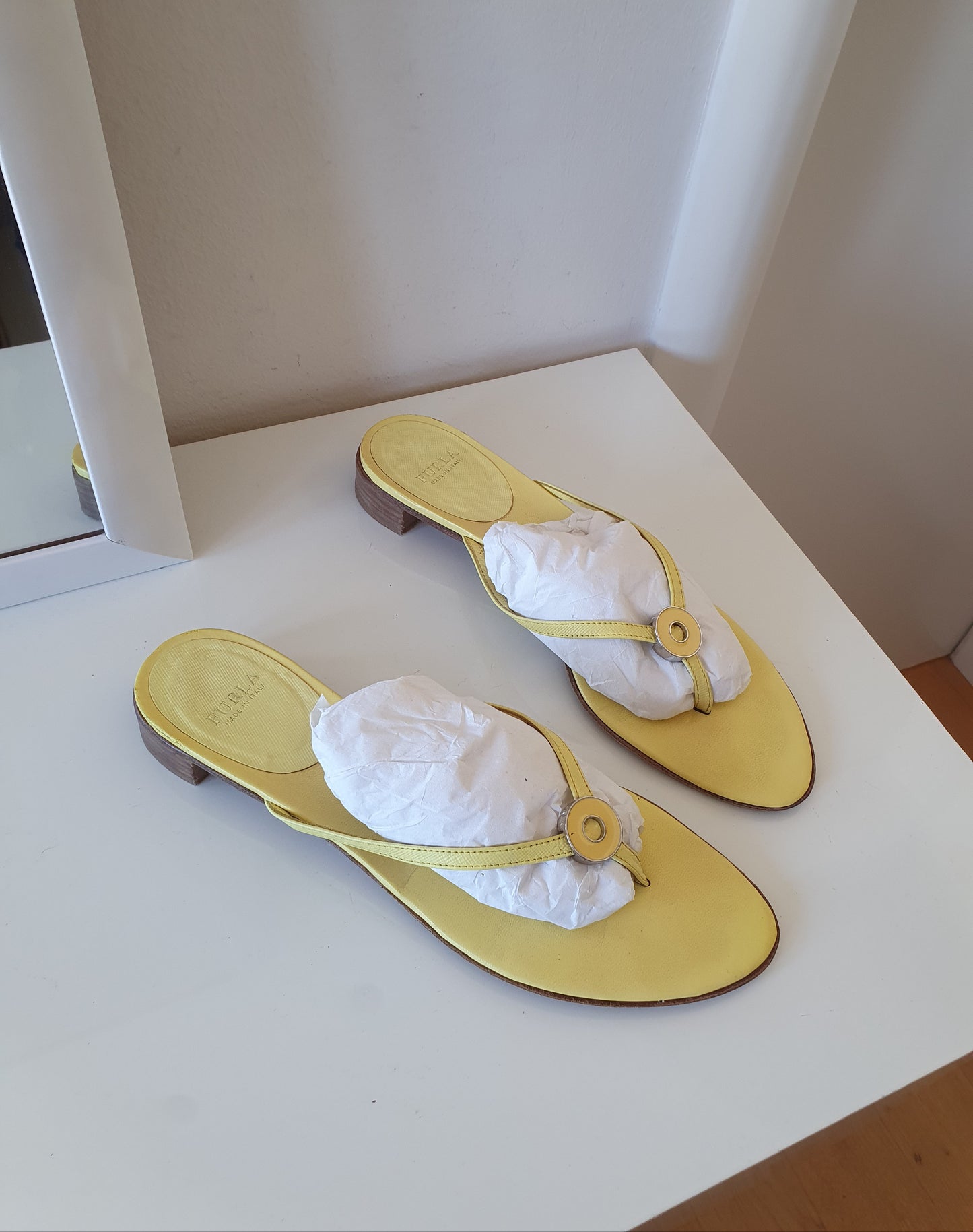 FURLA kožne natikače, broj 40