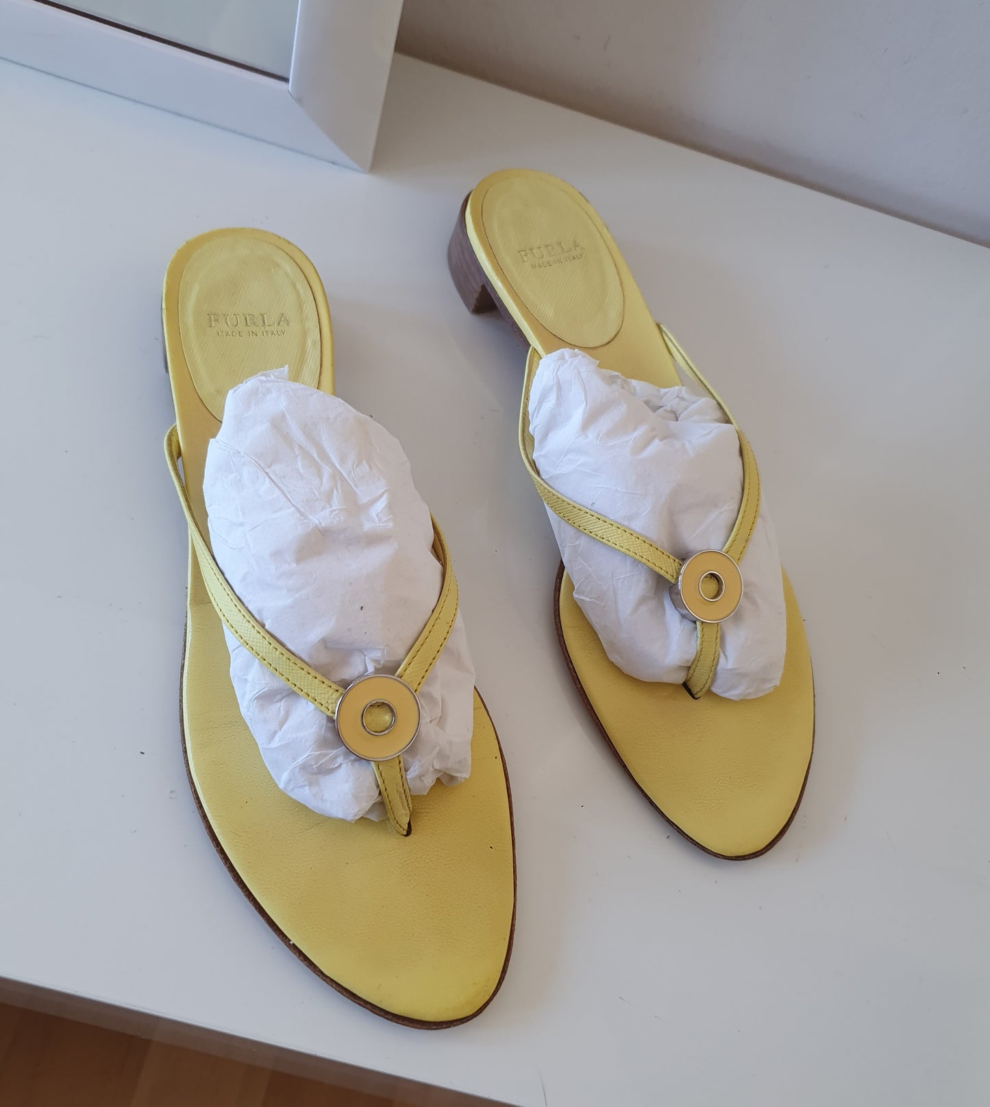 FURLA kožne natikače, broj 40