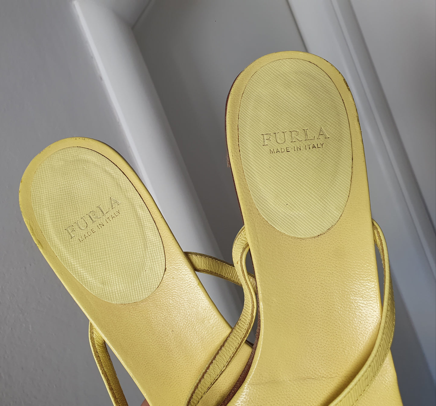 FURLA kožne natikače, broj 40