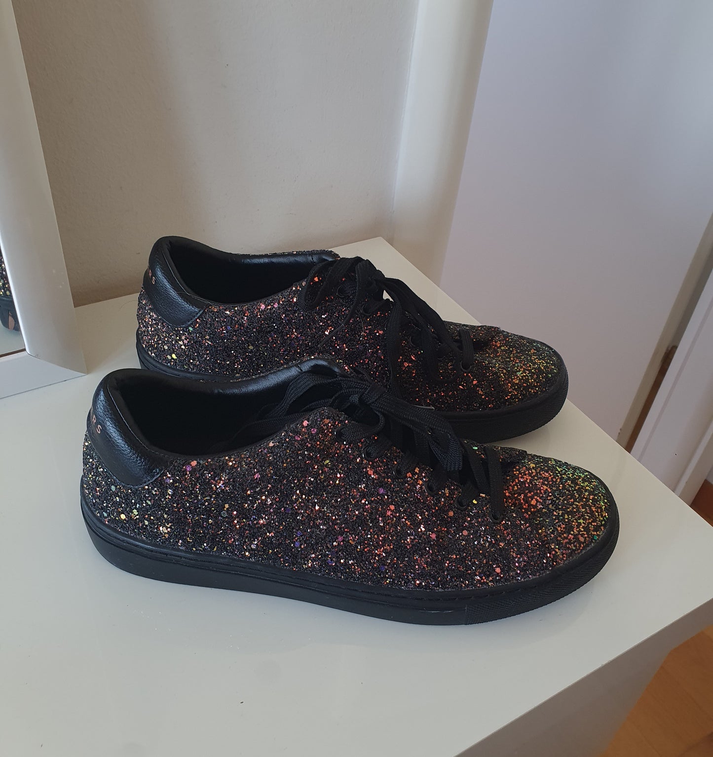 SKECHERS Diamond Mist tenisice, šljokice, broj 40/41, nove