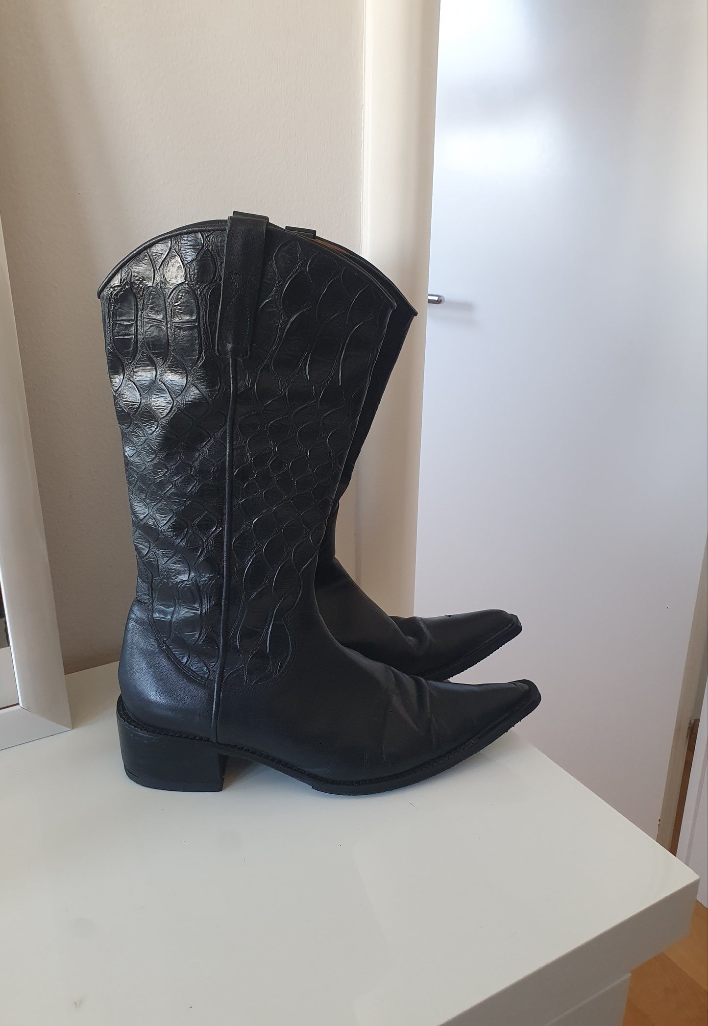 PATRIZIA PANCALDI vintage kožne kaubojke, broj 39