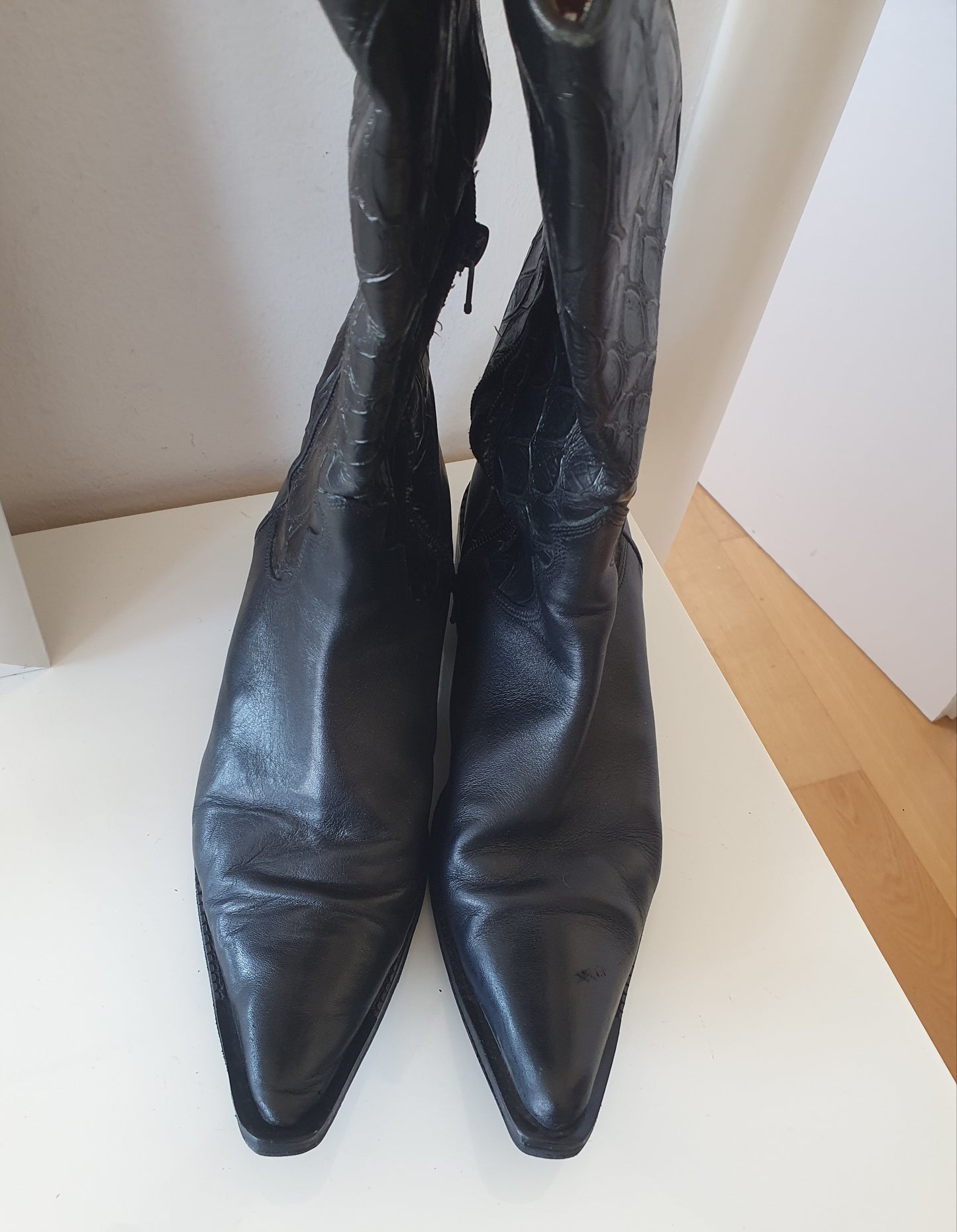 PATRIZIA PANCALDI vintage kožne kaubojke, broj 39