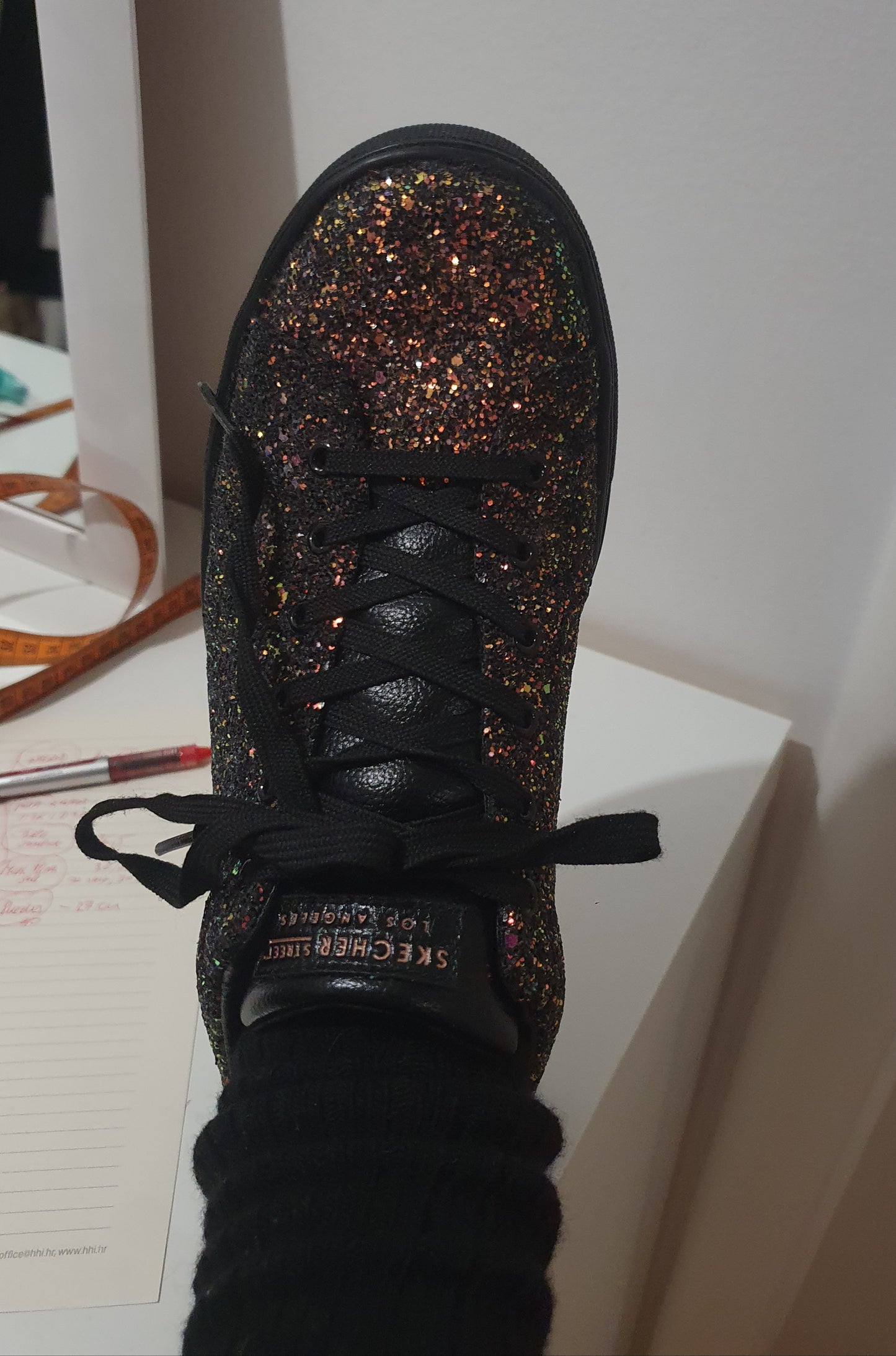 SKECHERS Diamond Mist tenisice, šljokice, broj 40/41, nove