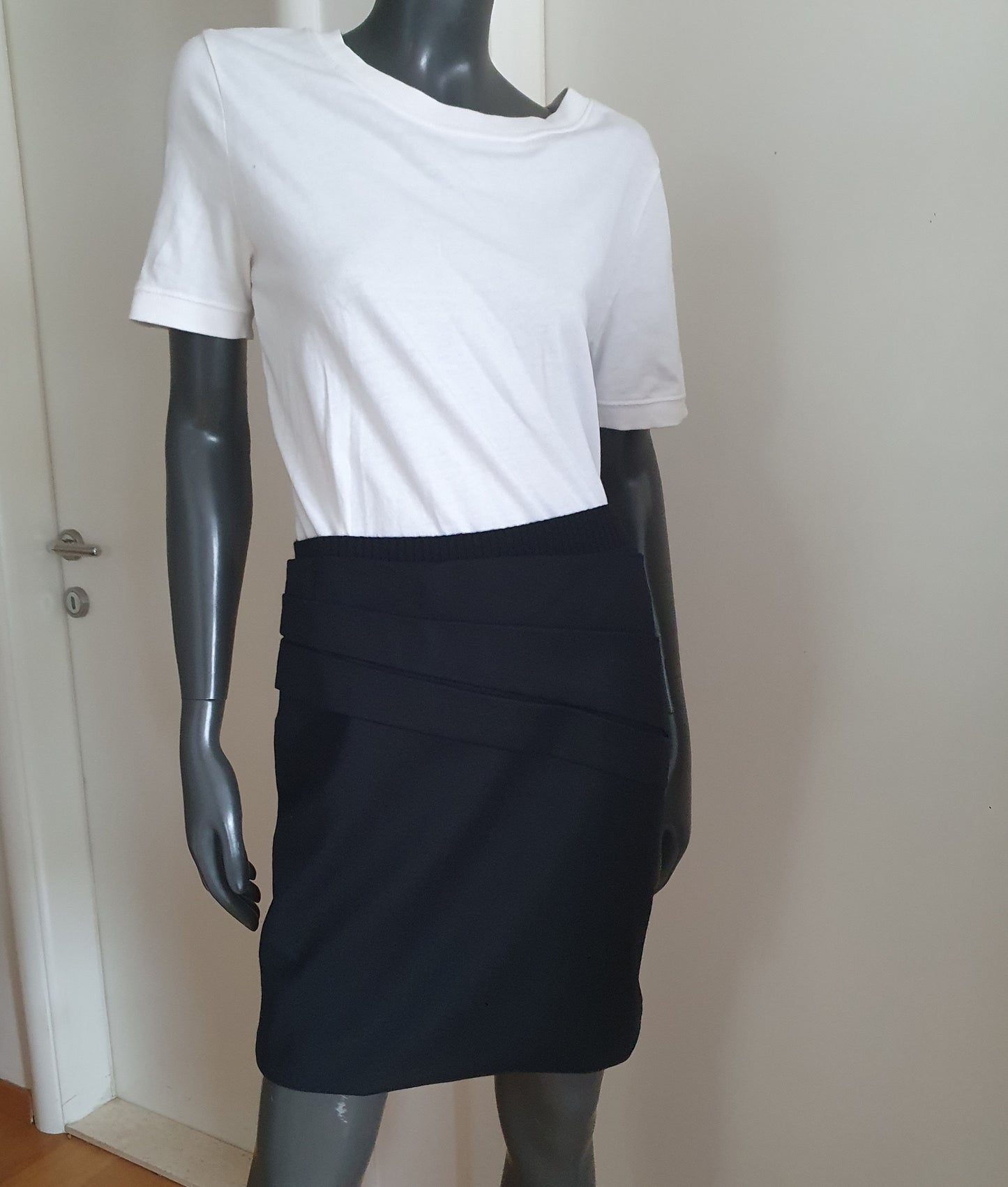 HUGO BOSS suknja