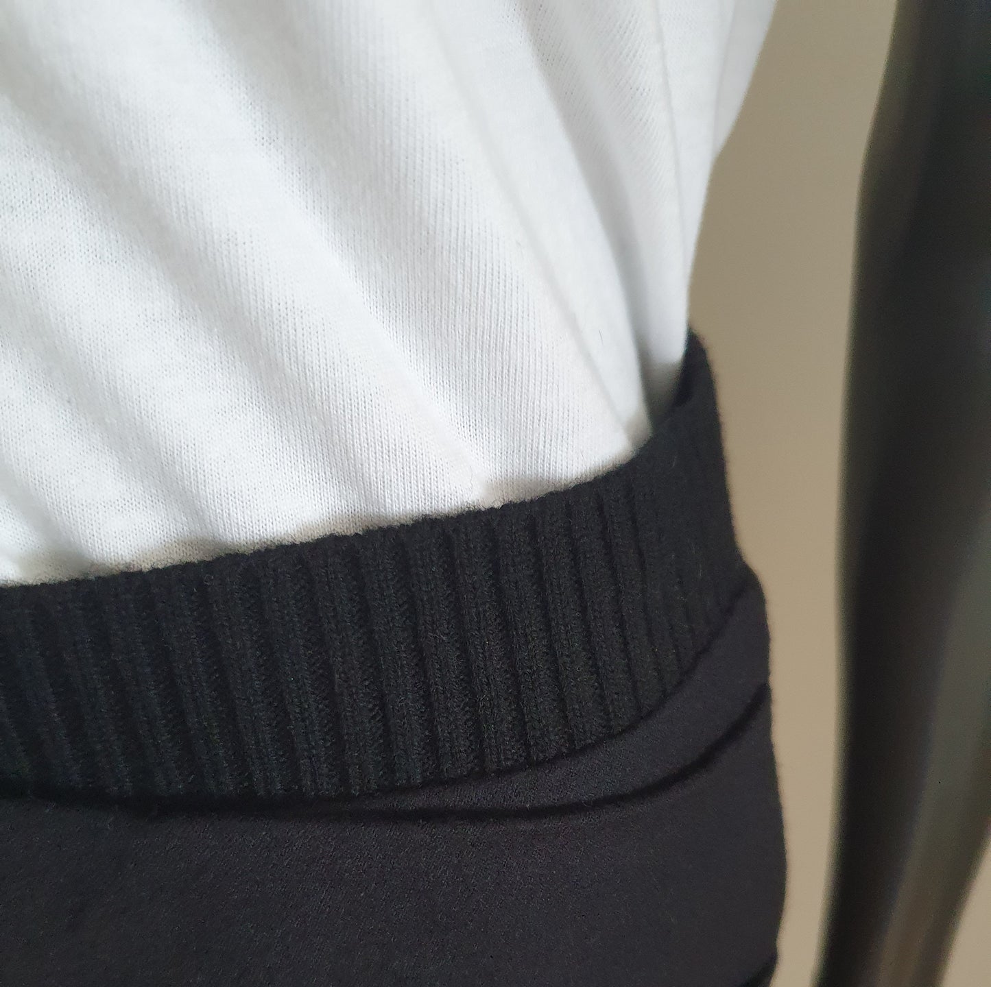 HUGO BOSS suknja