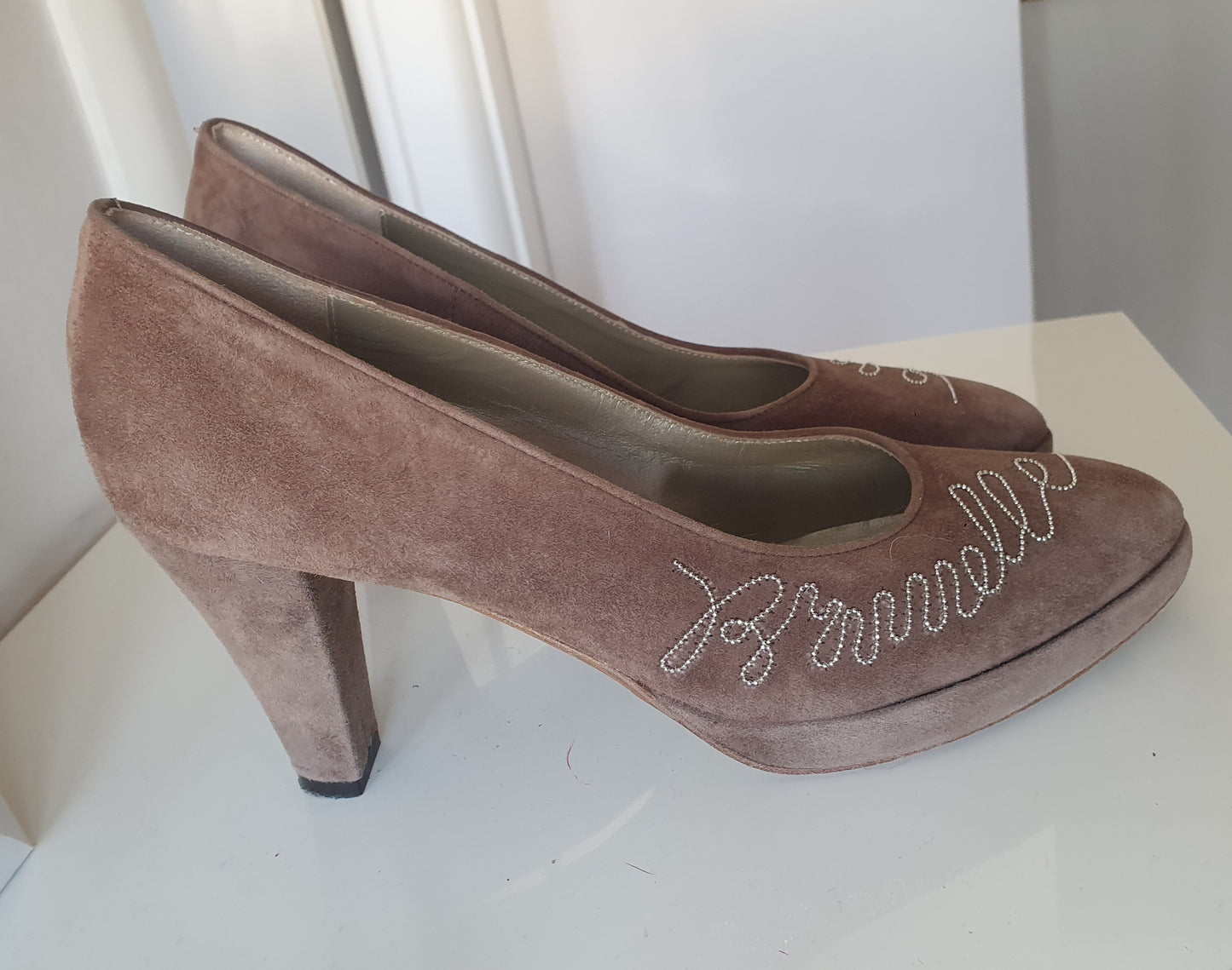 BRUNELLA cipele, brušena koža, broj 38