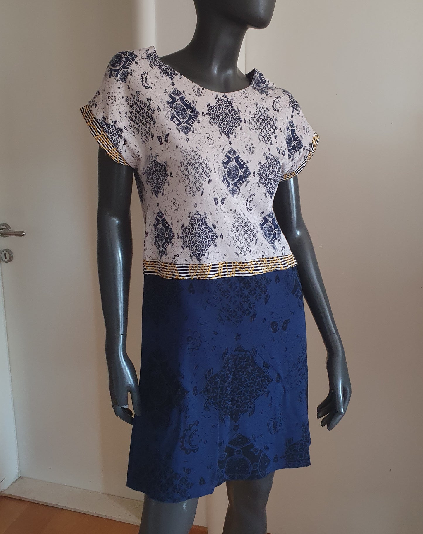 DESIGUAL haljina