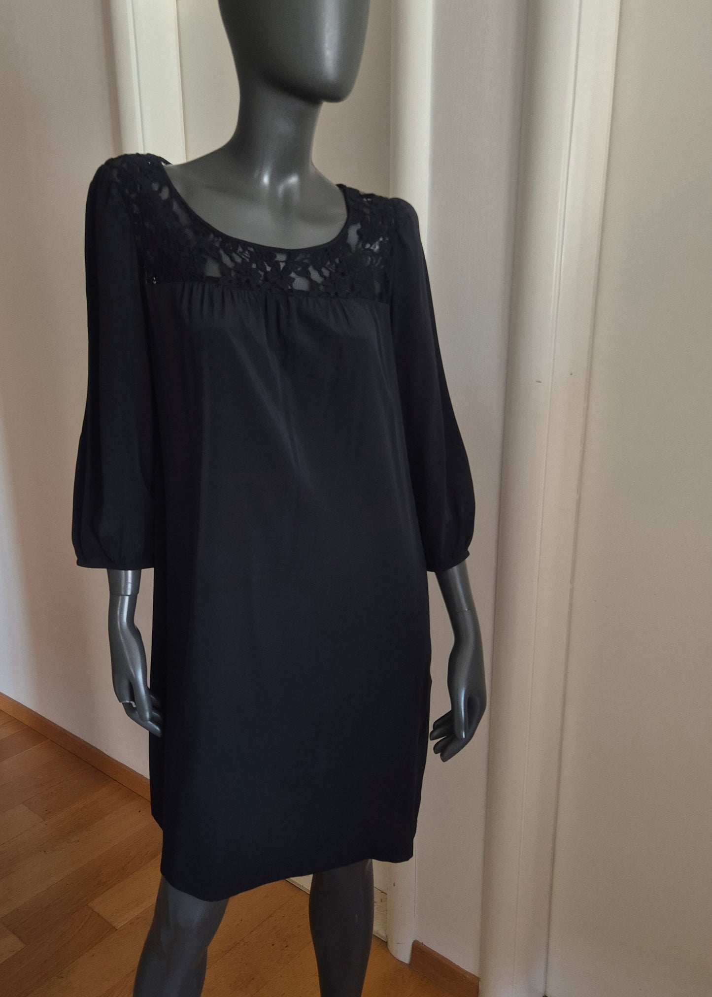 DONNA KARAN crna haljina, svila čipka 🖤 nova