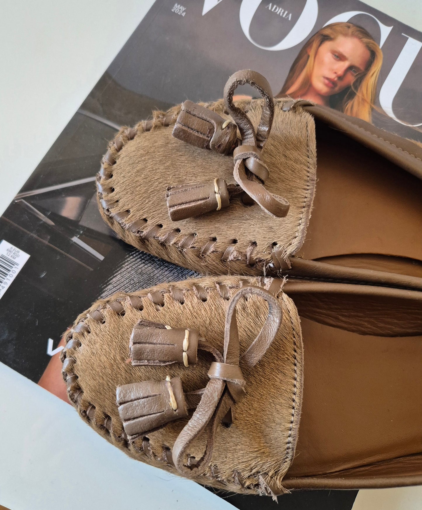ZARA beige cipele, koža i dlaka, broj 39, nove