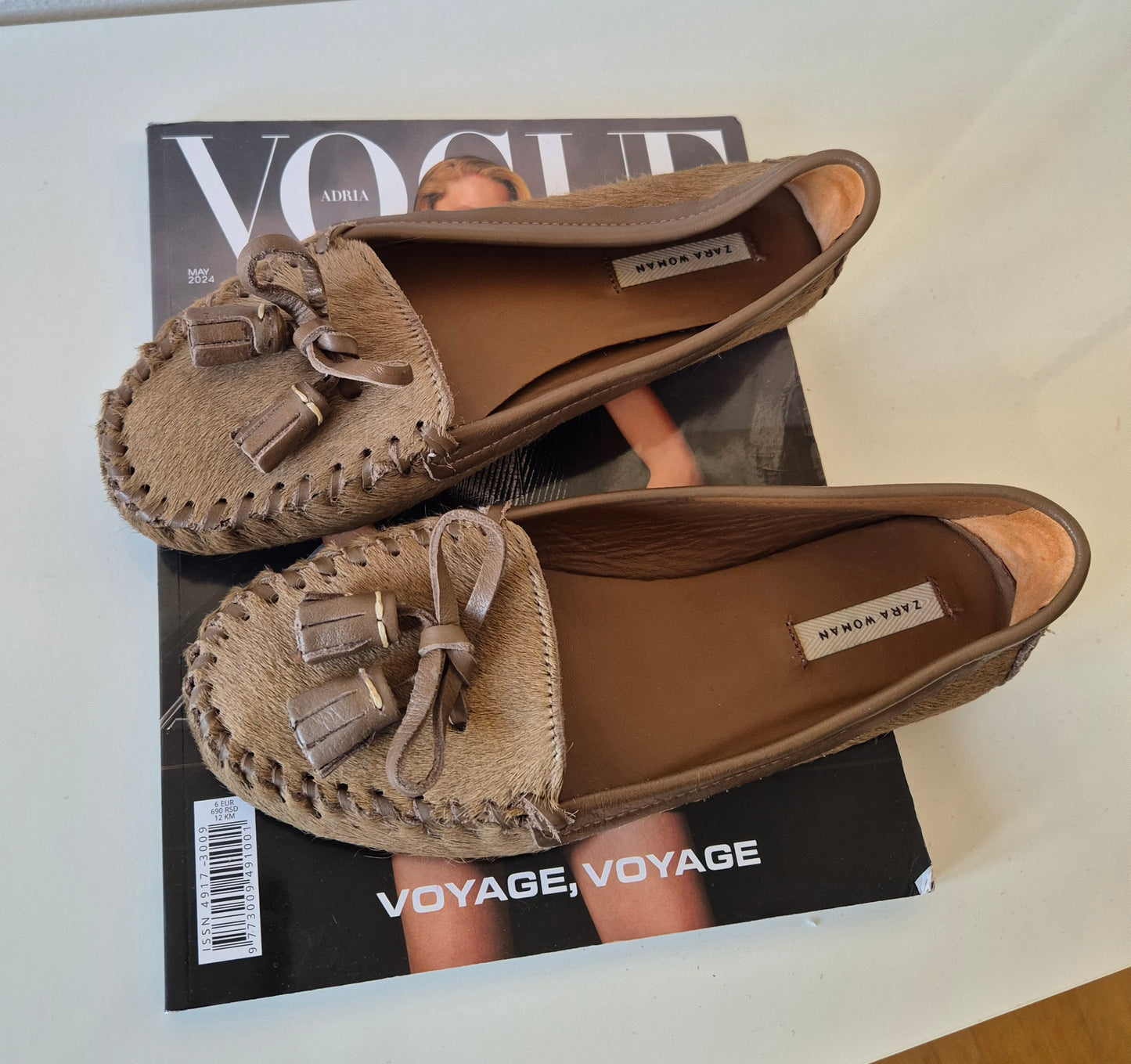 ZARA beige cipele, koža i dlaka, broj 39, nove