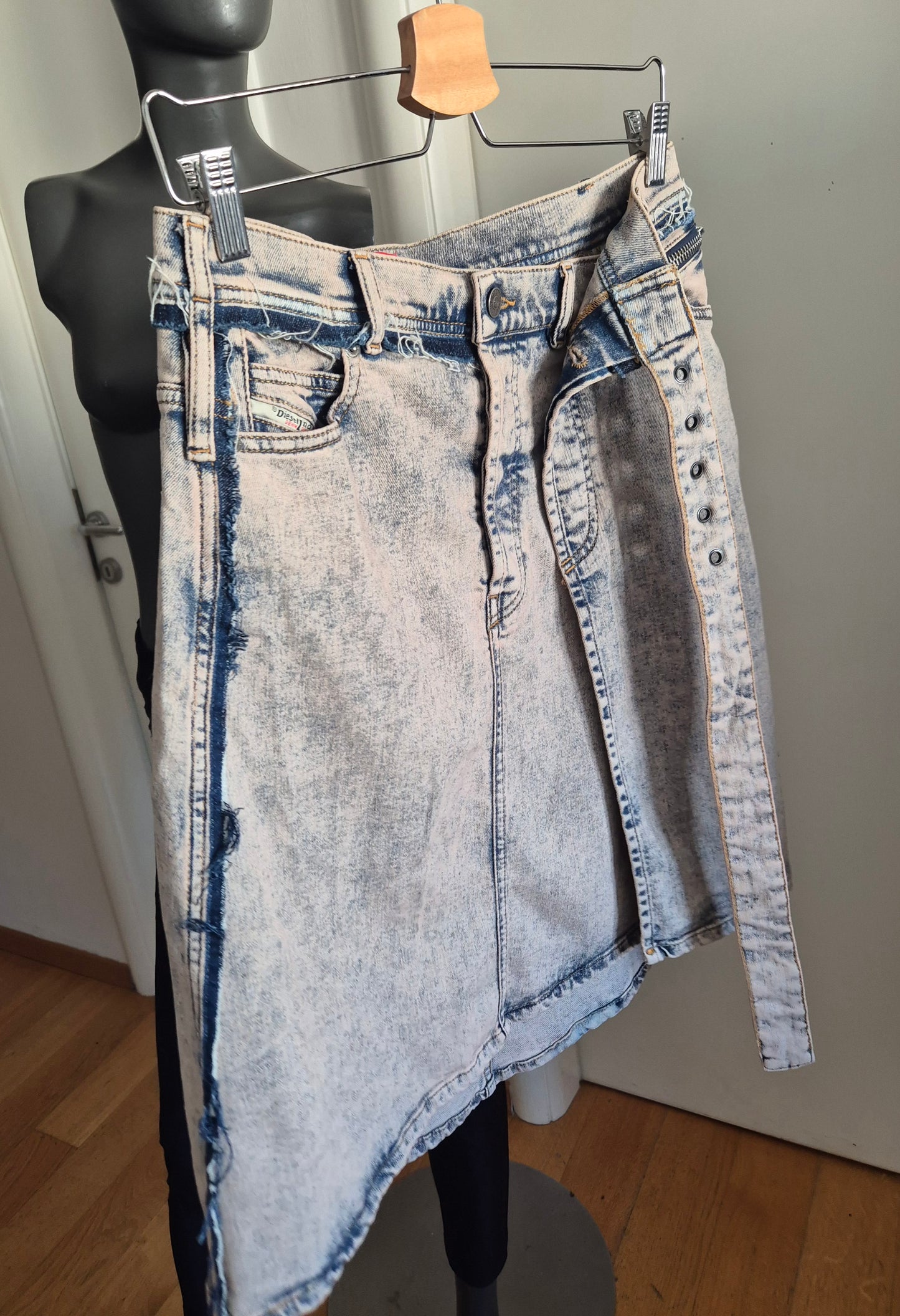 DIESEL traper suknja