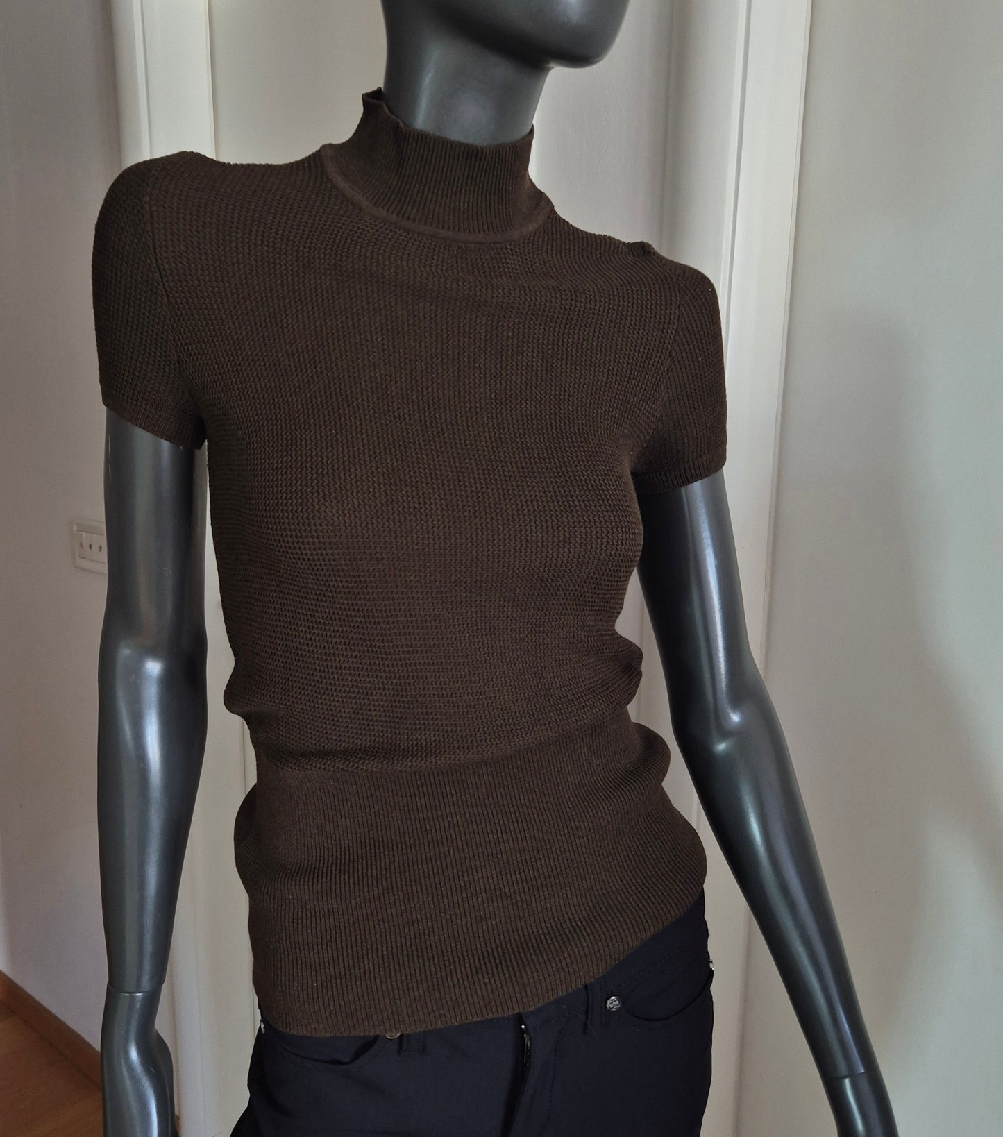 LIZ CLAIBORNE dizajnerski smeđi zanimljivo pleteni top, novo