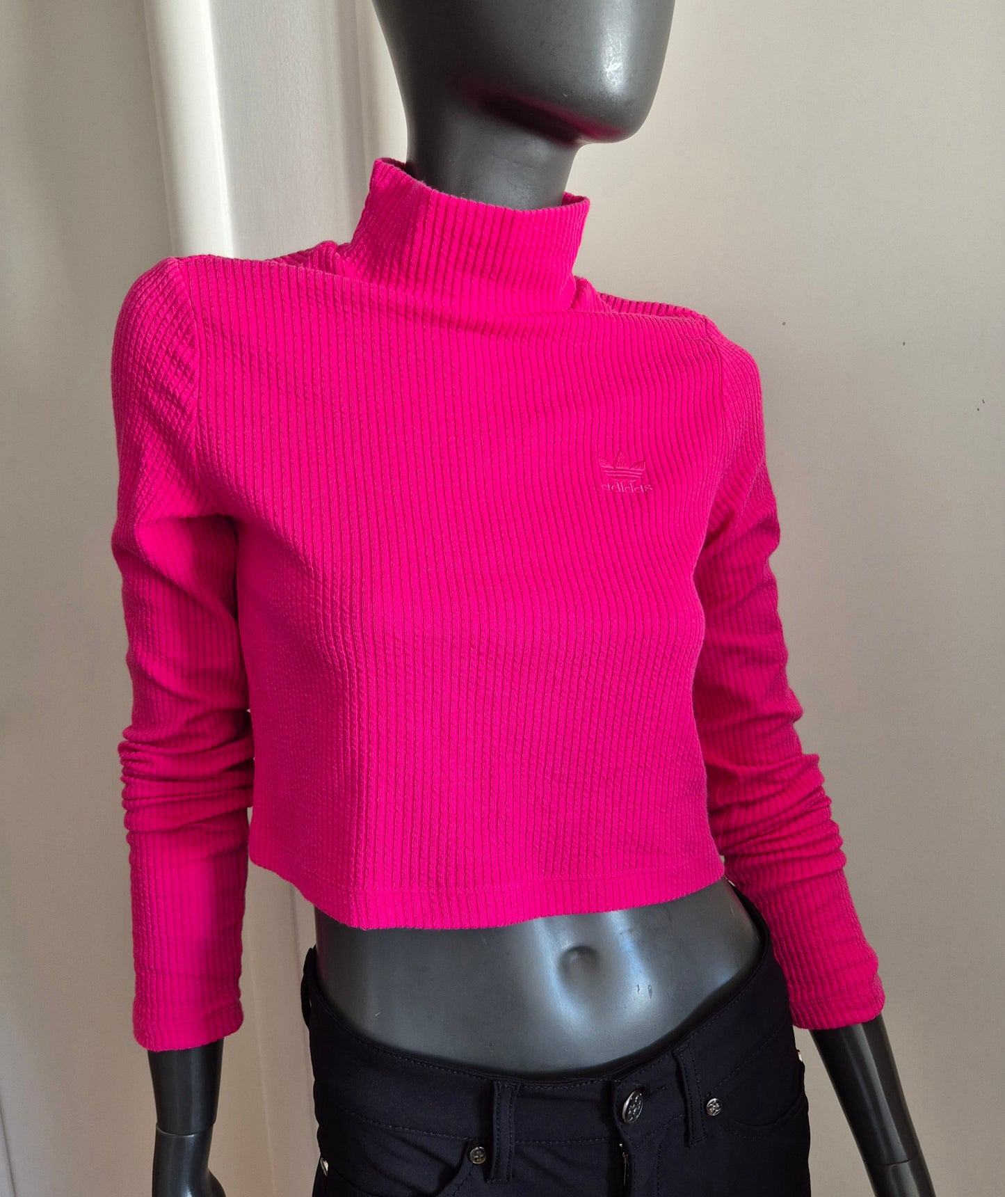 ADIDAS rebrasti top, novi