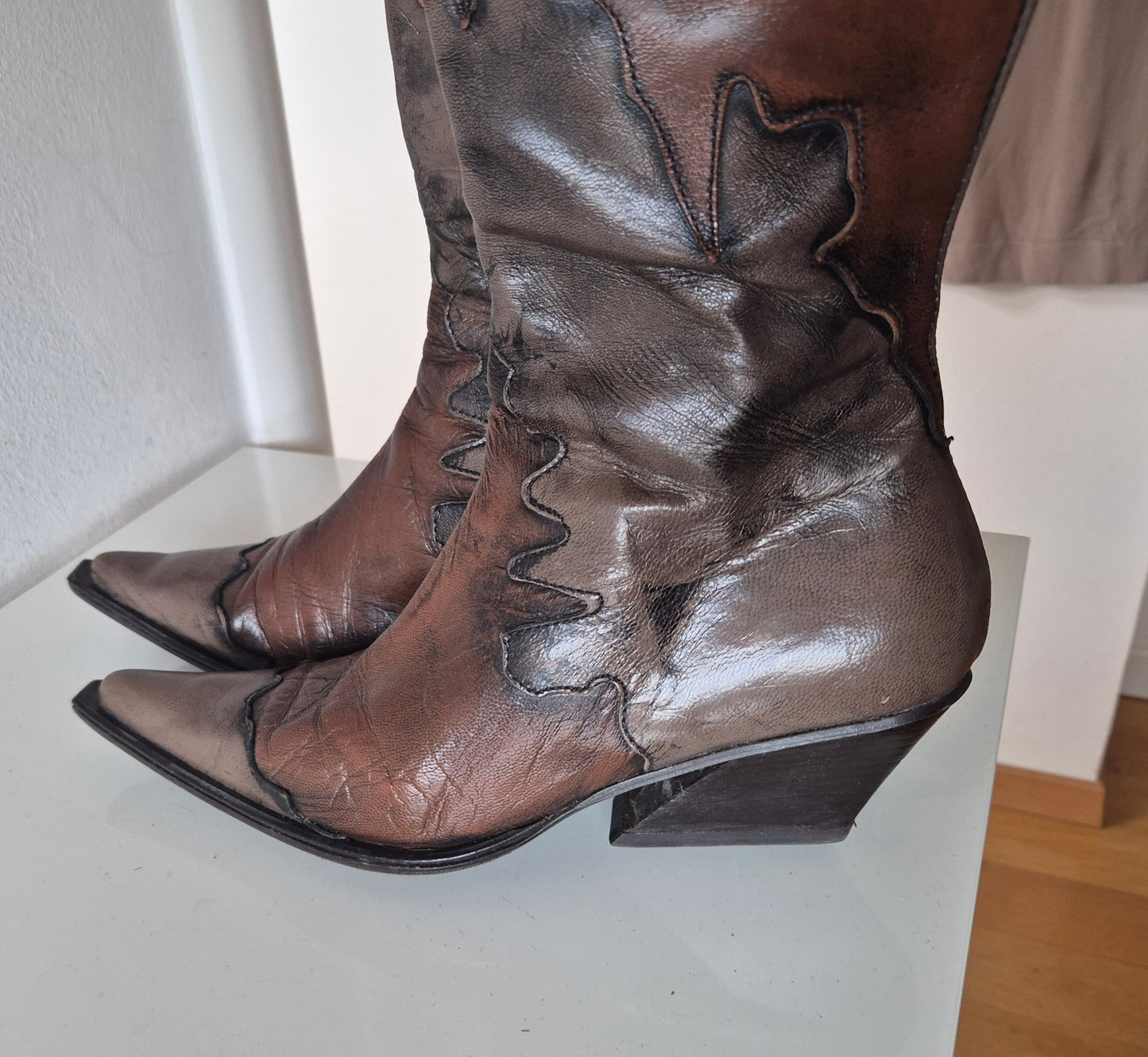 vintage kaubojke, koža, broj 37