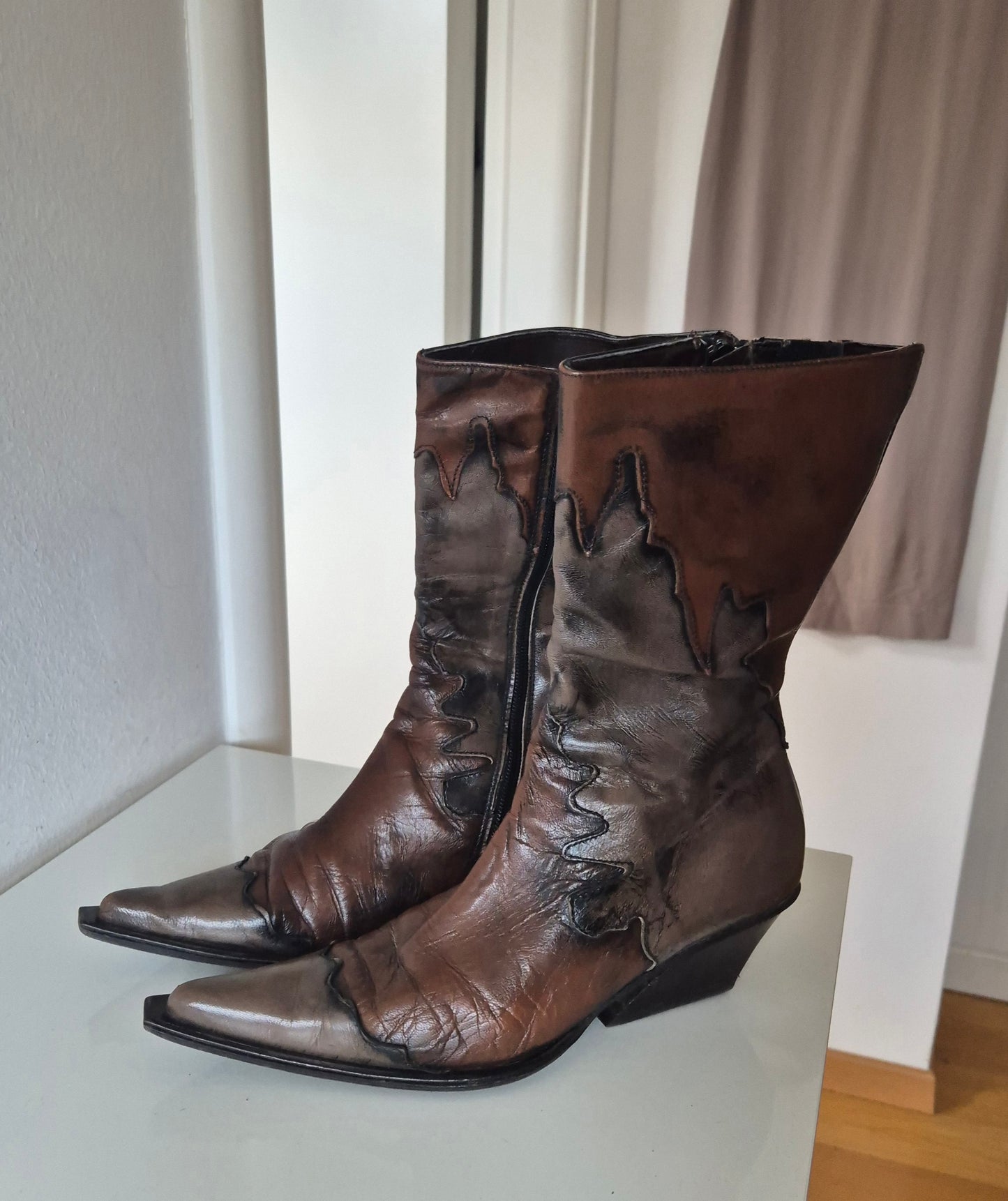 vintage kaubojke, koža, broj 37