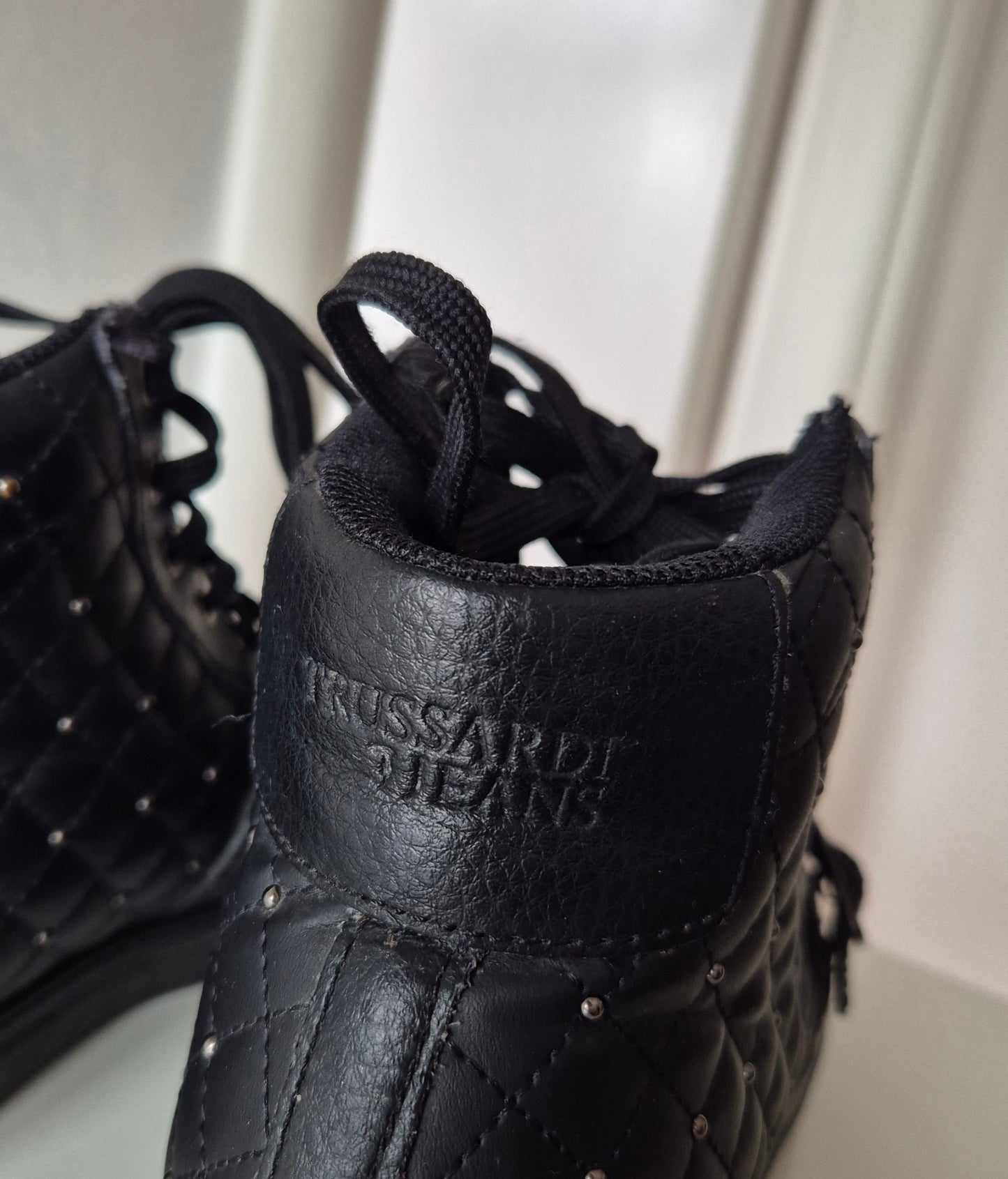 TRUSSARDI shoes, broj 37