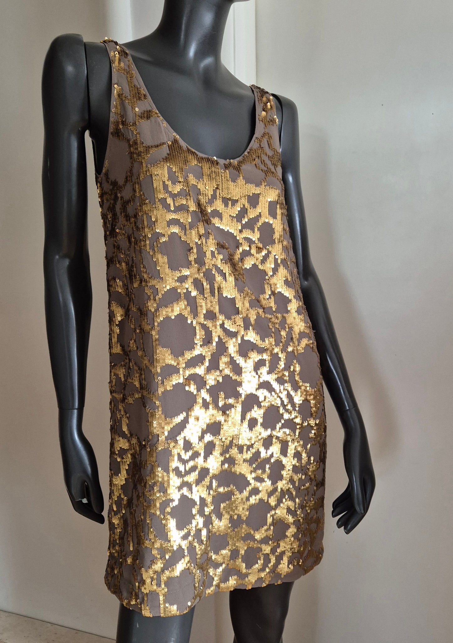 HOSS INTROPIA sequin haljina, nova (s etiketom) ✨️