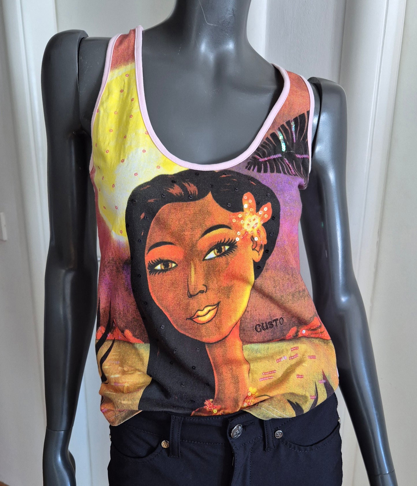 CUSTO Barcelona top, novi