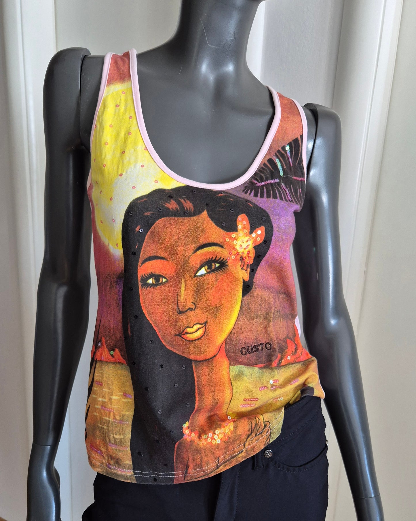 CUSTO Barcelona top, novi