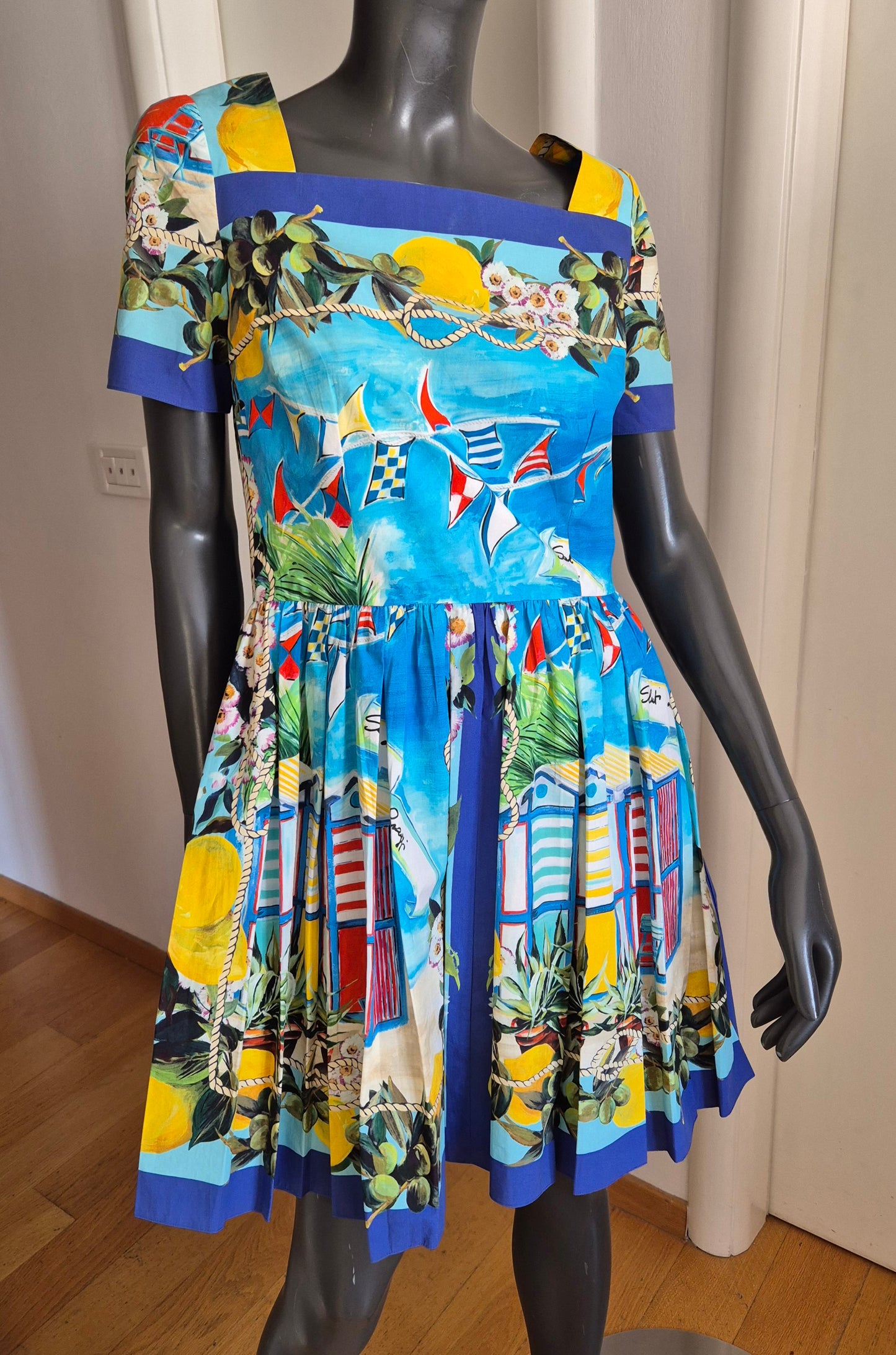 DOLCE & GABBANA prekrasna haljina, Portofino limitirana kolekcija