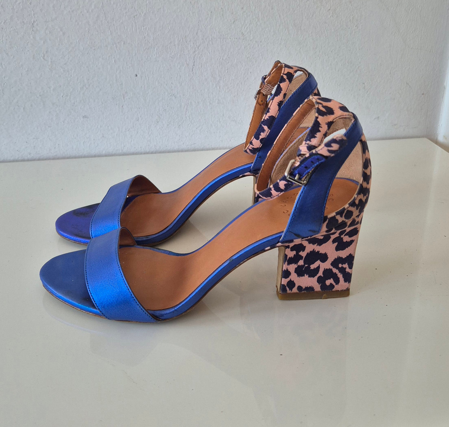 MARC JACOBS sandale, broj 38