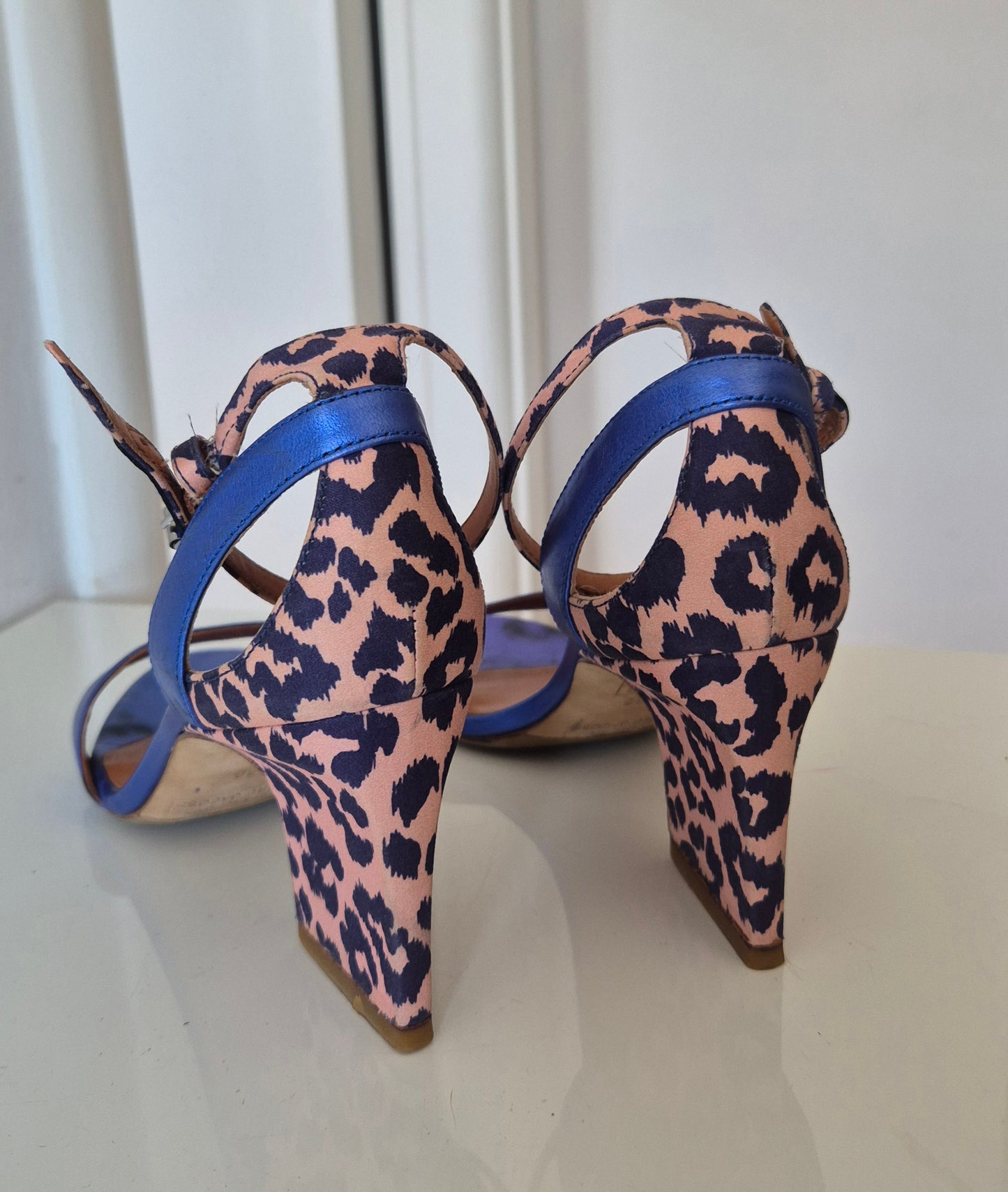 MARC JACOBS sandale, broj 38