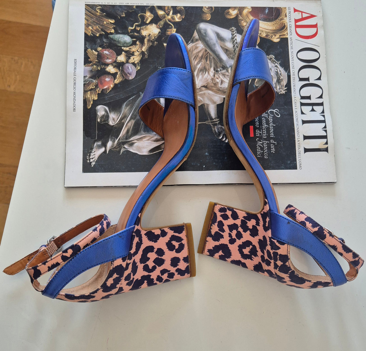 MARC JACOBS sandale, broj 38