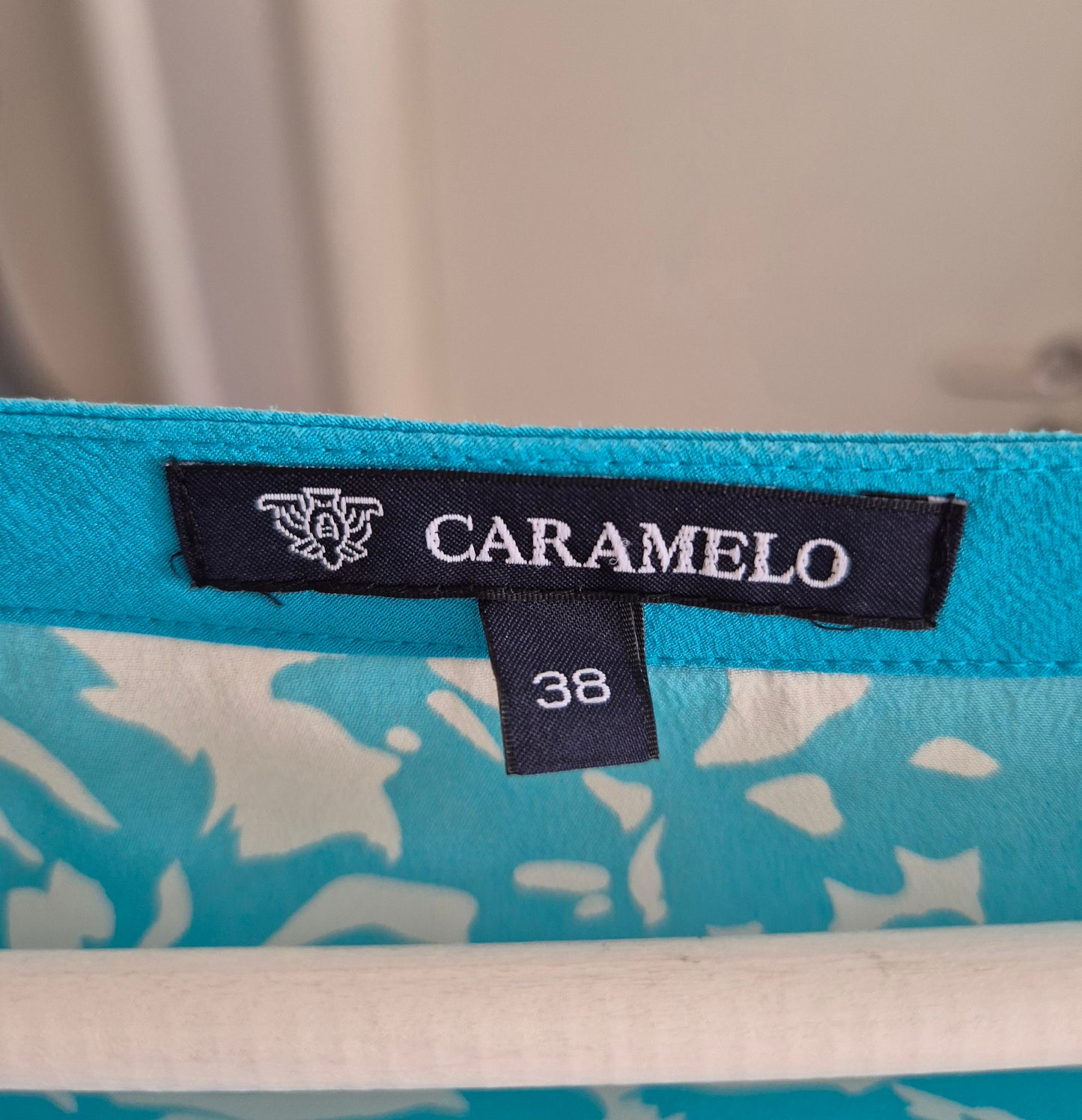 CARAMELO haljina, tirkizno-bijela, 100% svila