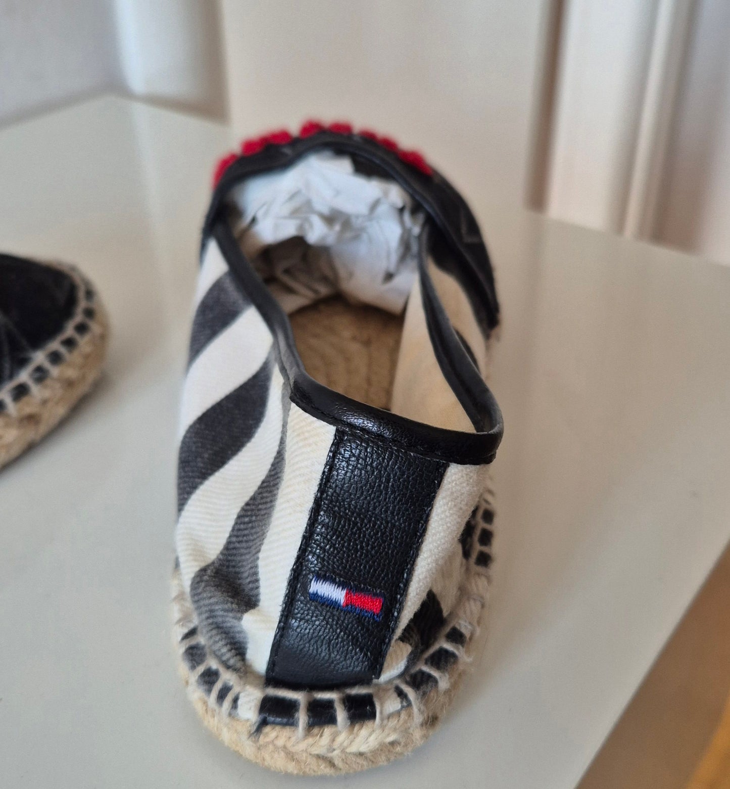 TOMMY HILFIGER espadrile, broj 40