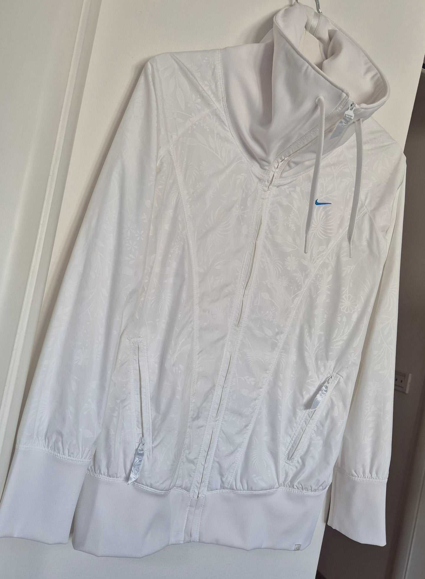 NIKE lightweight jakna, nova