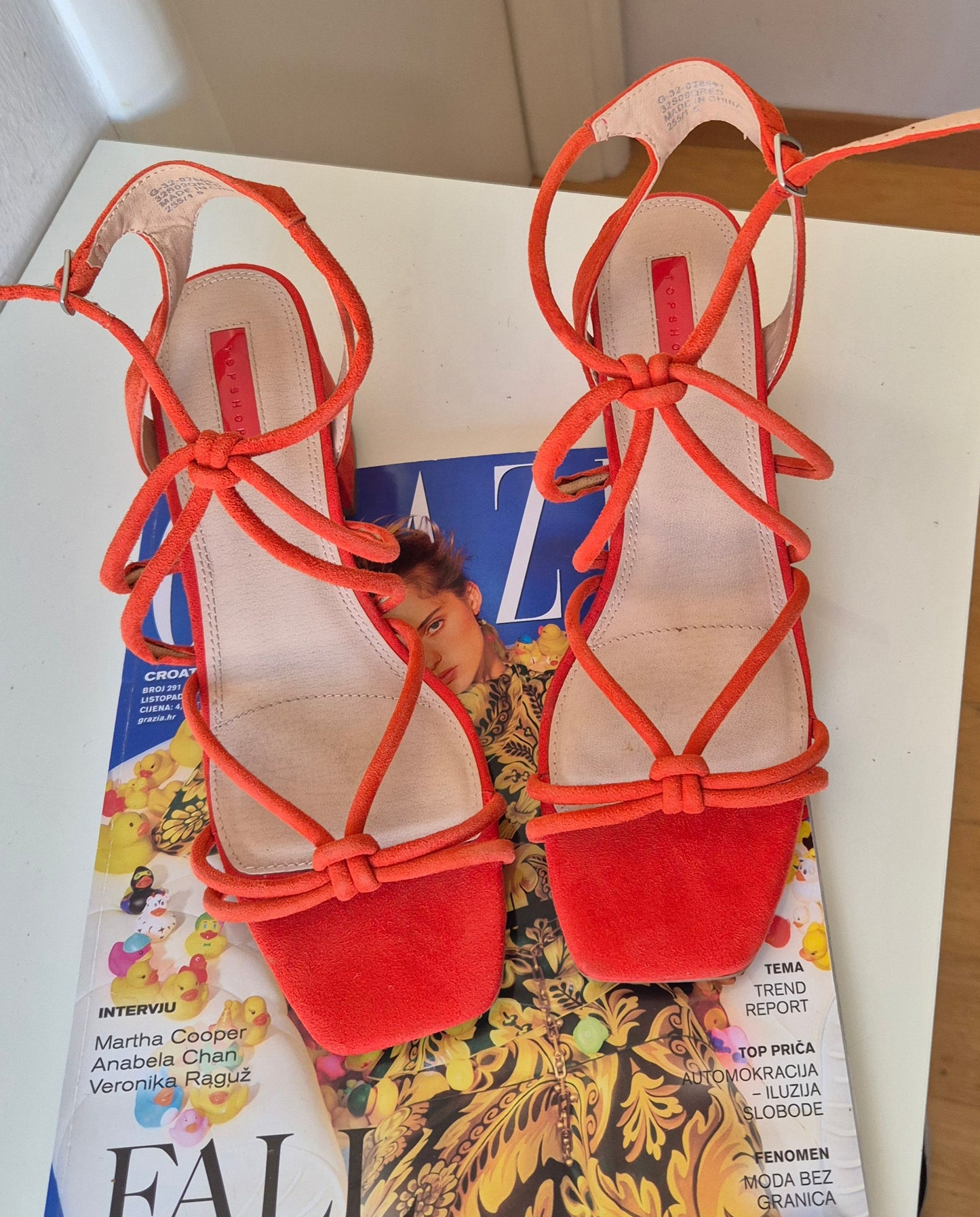 TOPSHOP sandale, broj 40