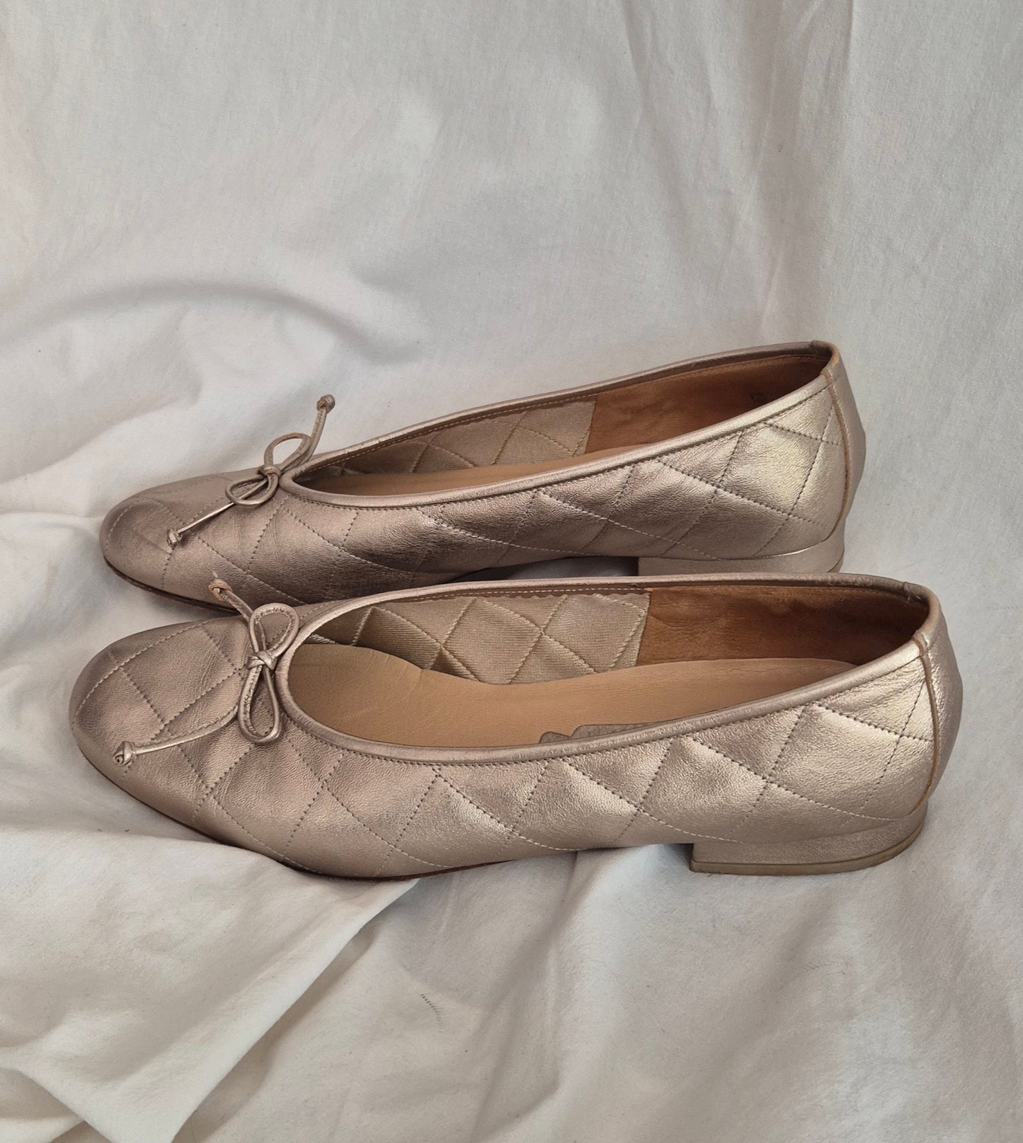 divne vintage metalik balerinke, koža, za 39