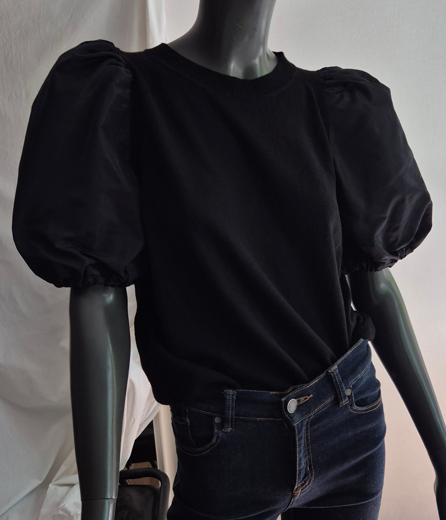 TWINSET pleteni top s balon rukavima