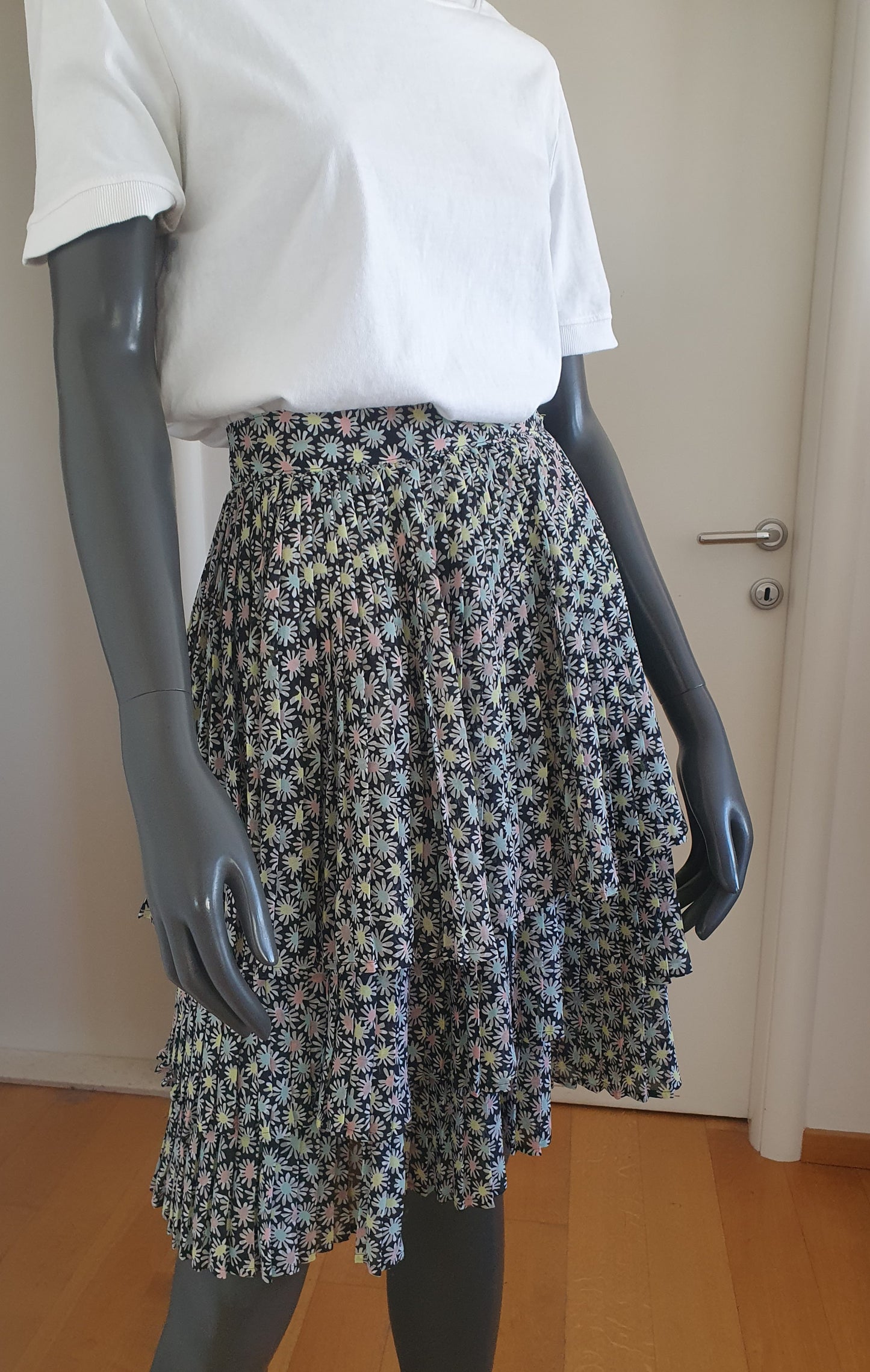 GUY LAROCHE dizajnerska vintage suknja