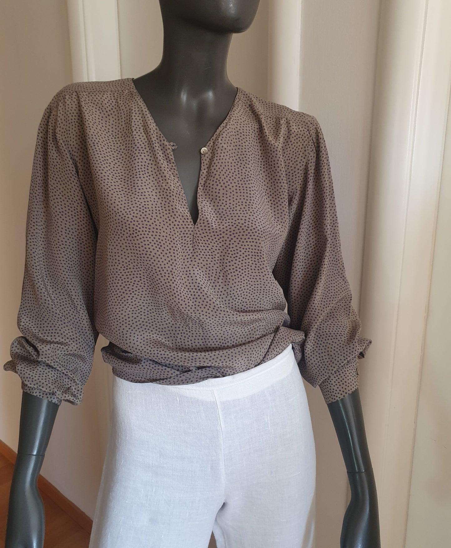 vintage bluza sa sitnim točkicama, 100% svila