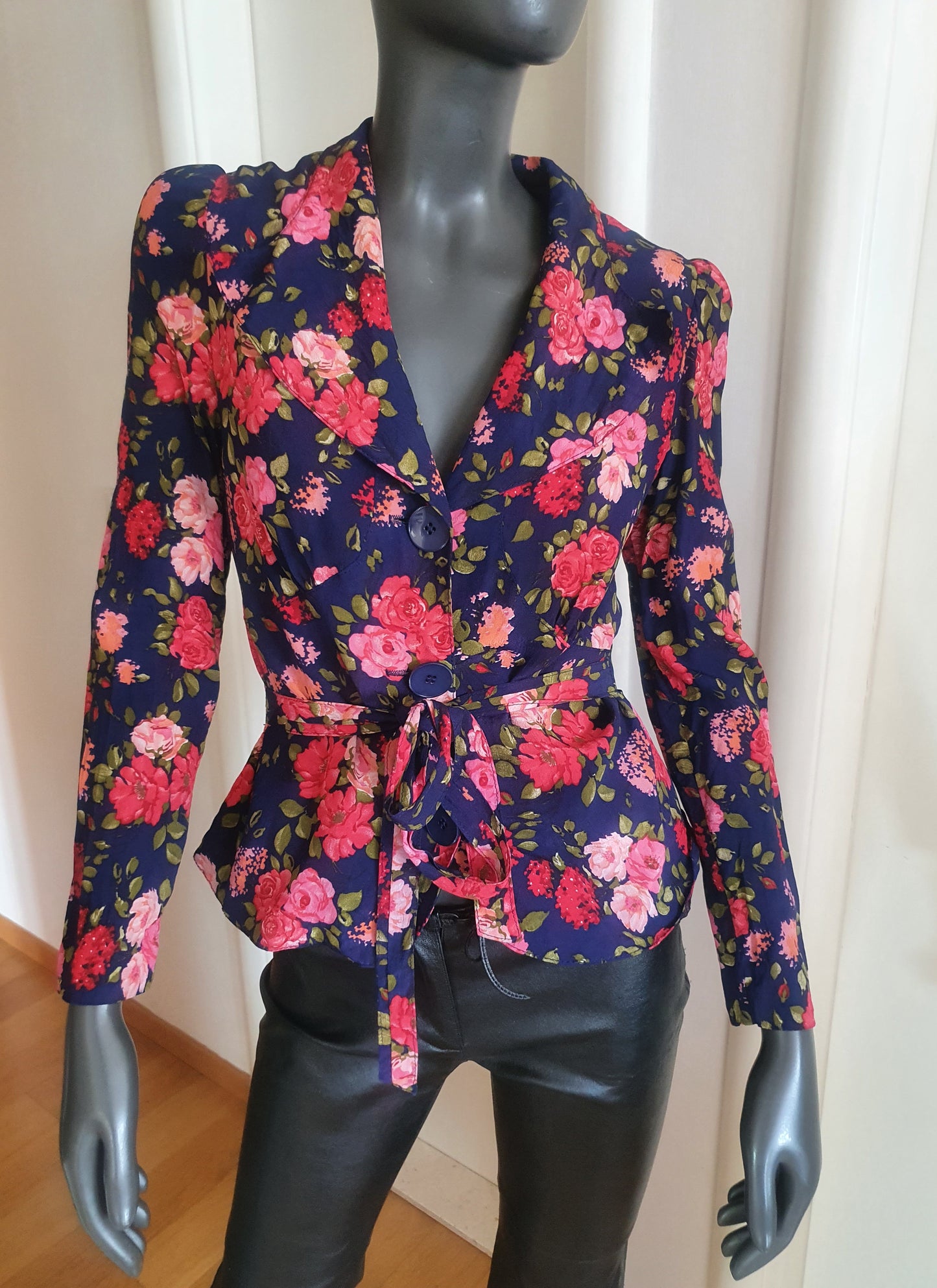 savršena vintage cvjetna jaknica