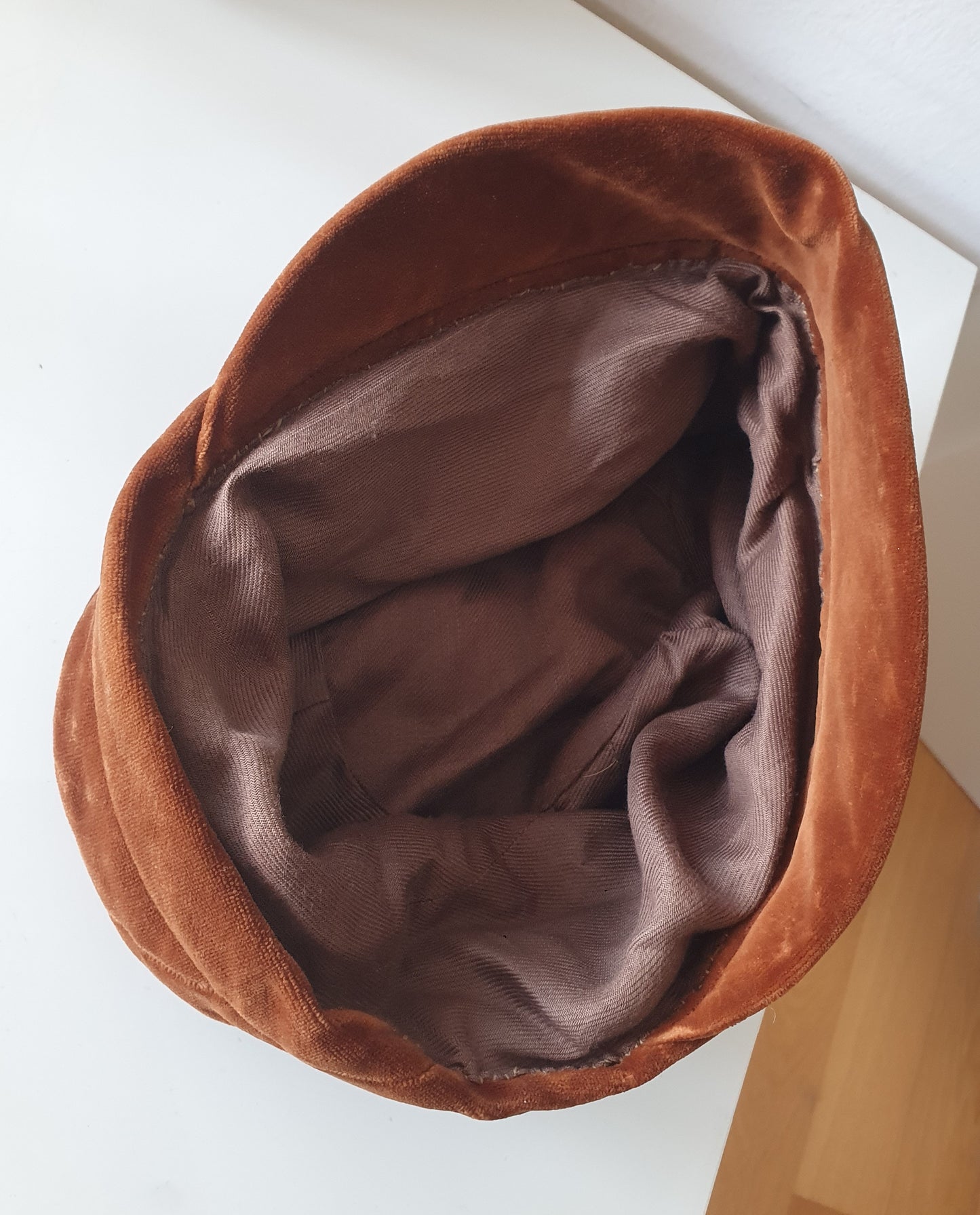 vintage turban od baršuna