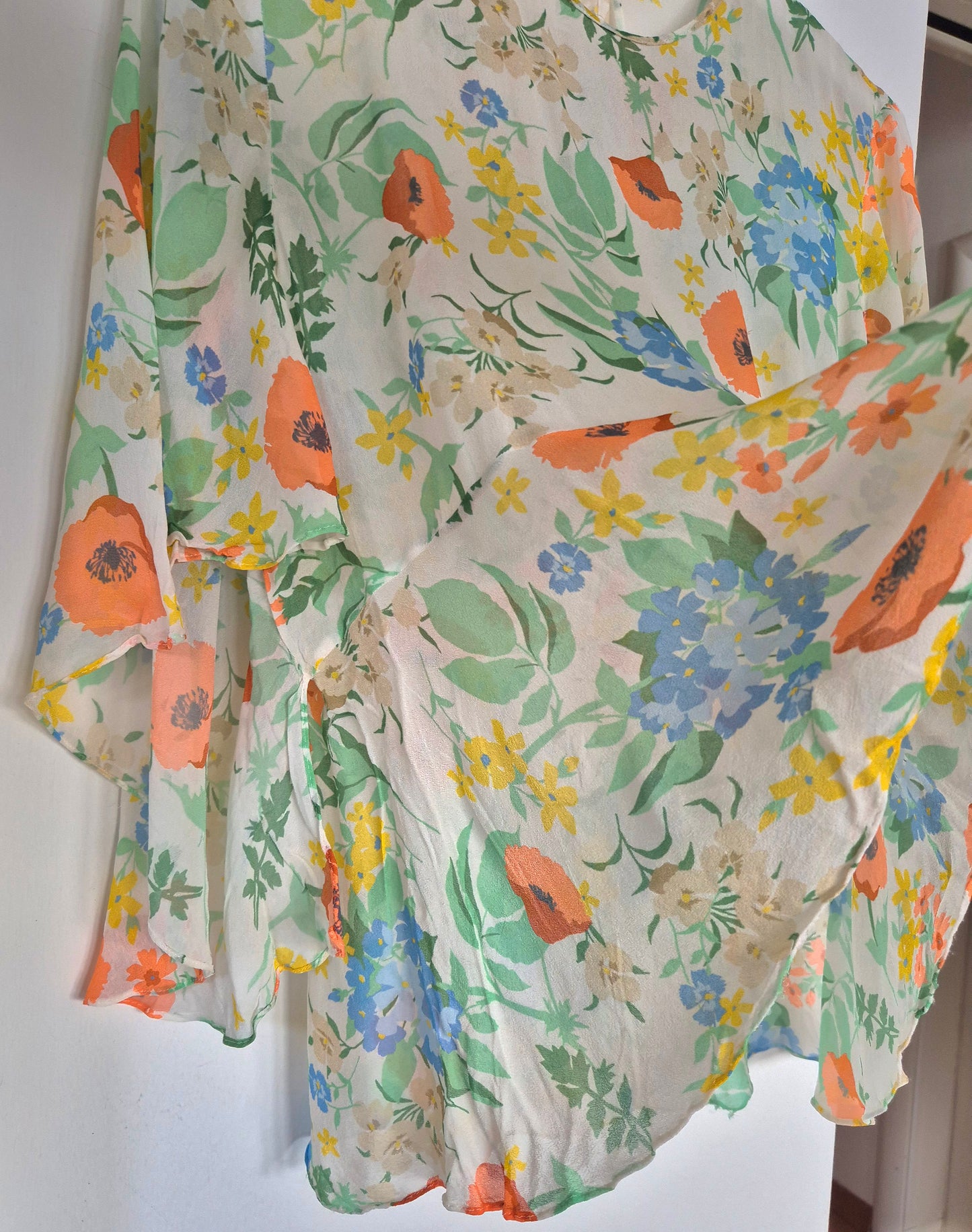 romantična bluza posebnog kroja 🌸