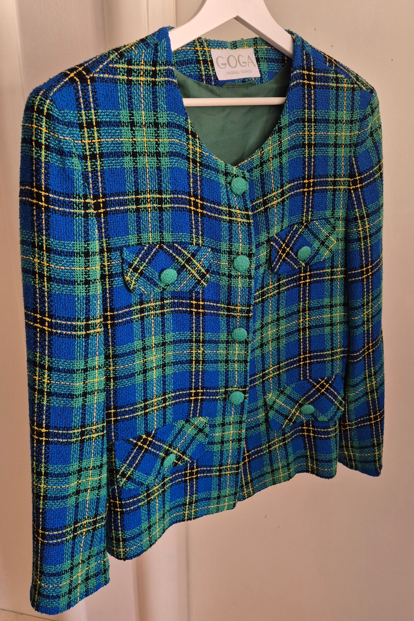 karirani sako od buklea 💚💙