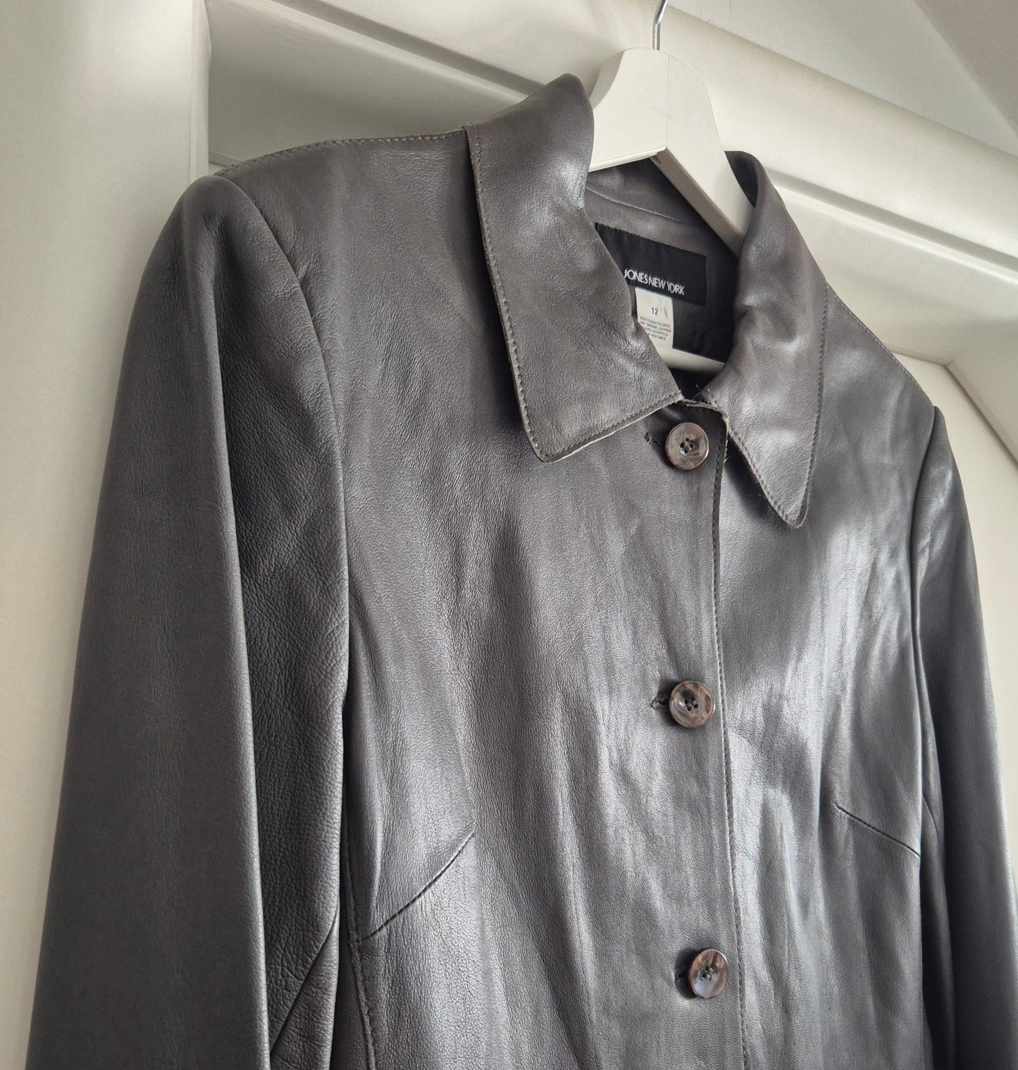 JONES NEW YORK siva jakna, koža 🩶