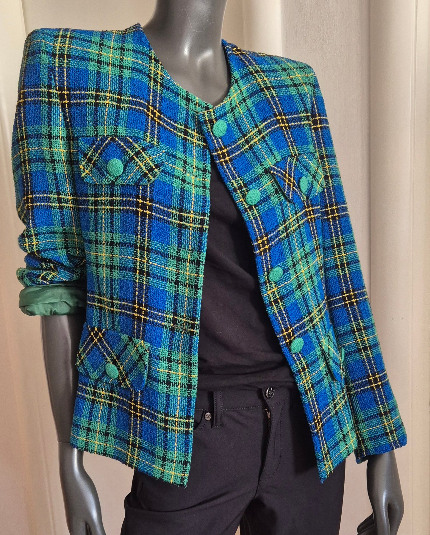 karirani sako od buklea 💚💙