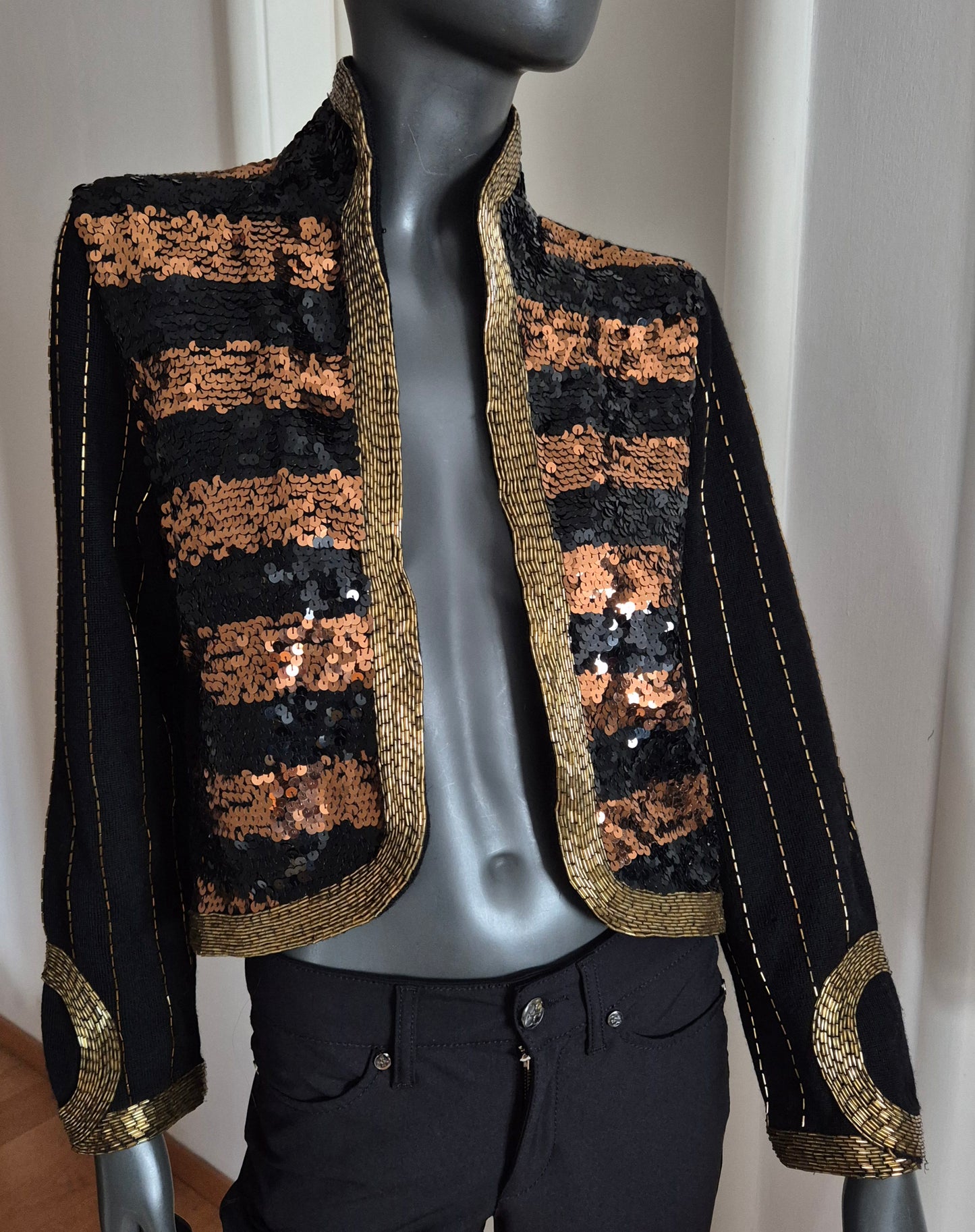 fantastična vintage jakna s perlicama, vuna