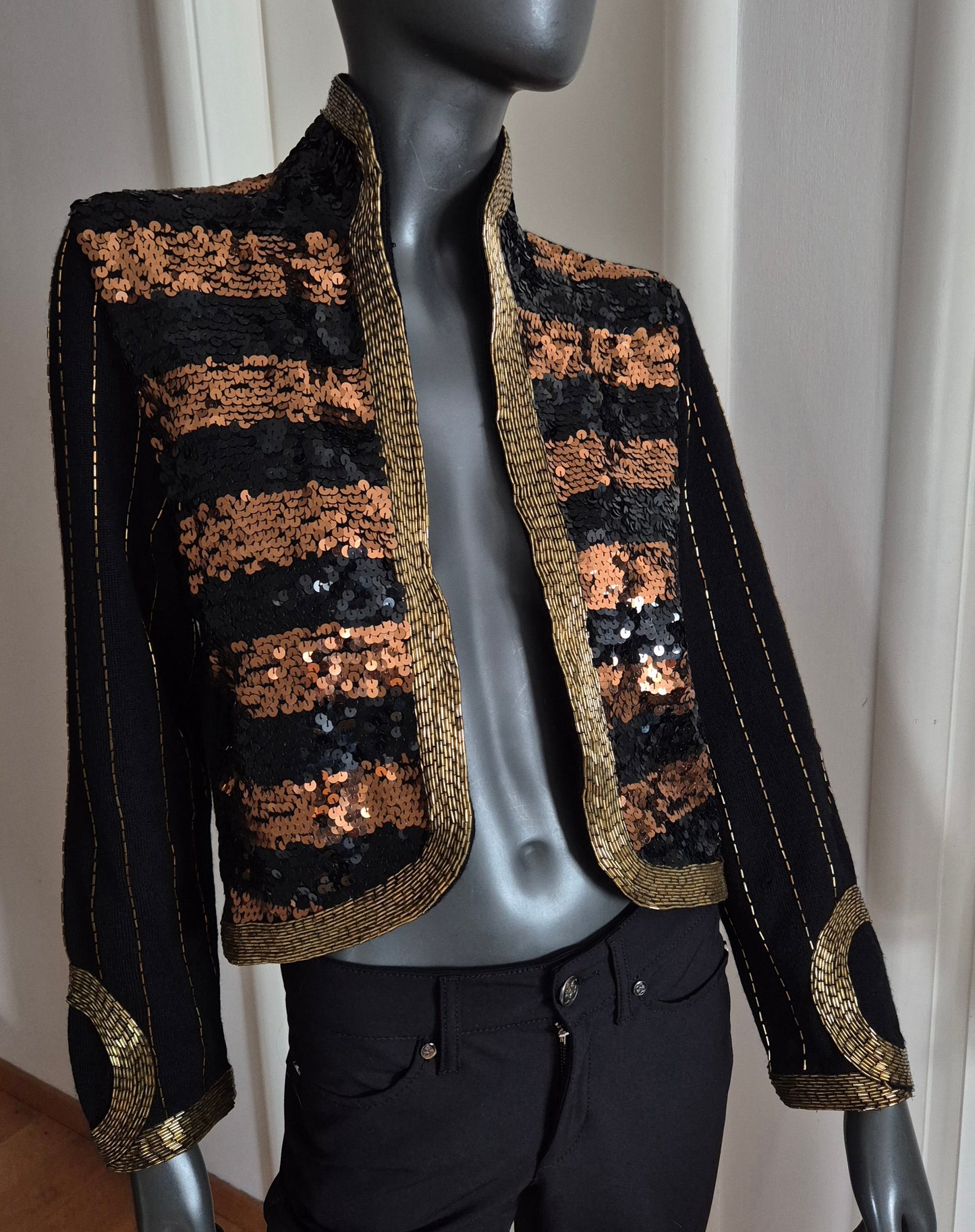 fantastična vintage jakna s perlicama, vuna