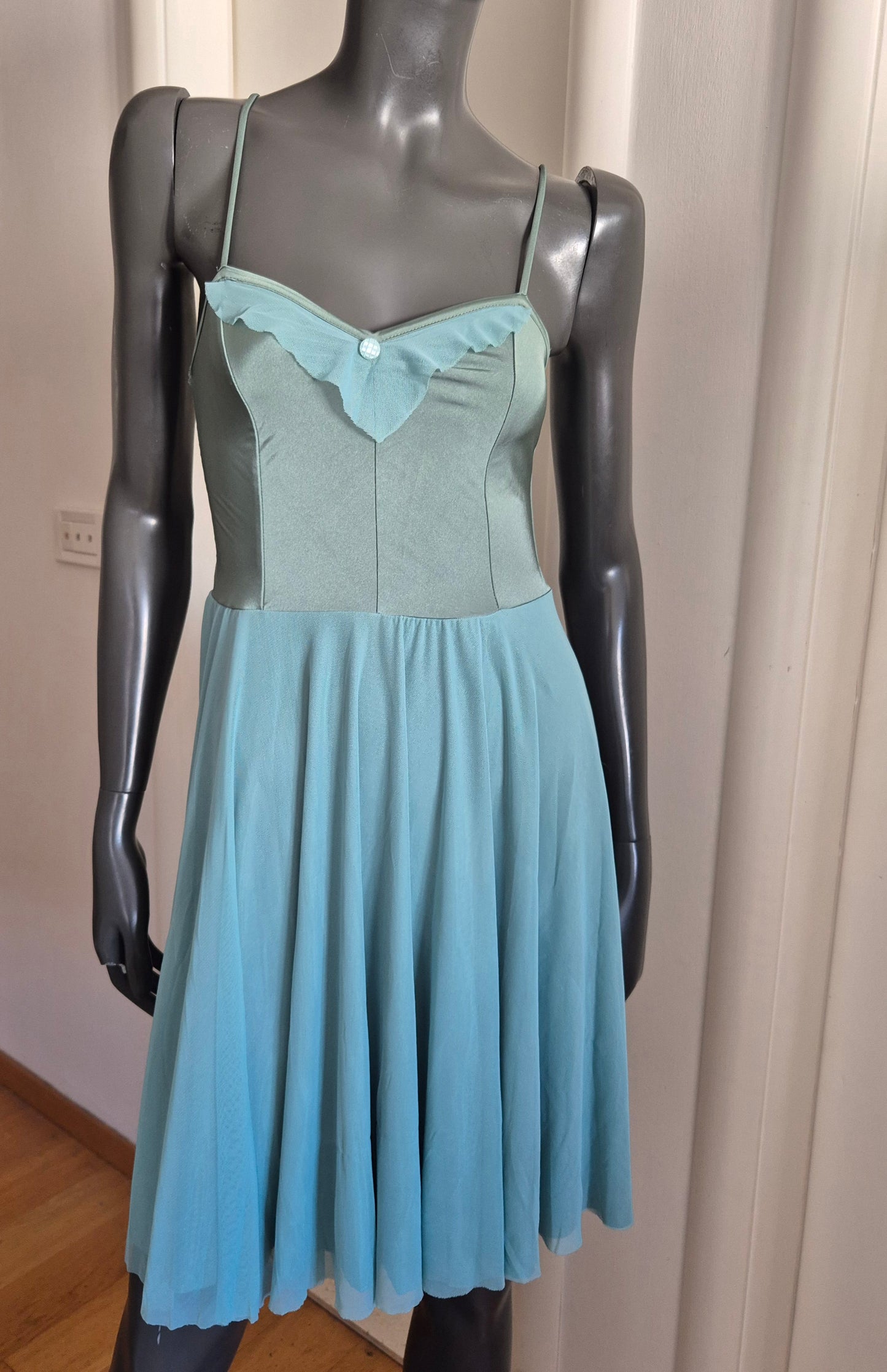 predivna haljina izraelske dizajnerice