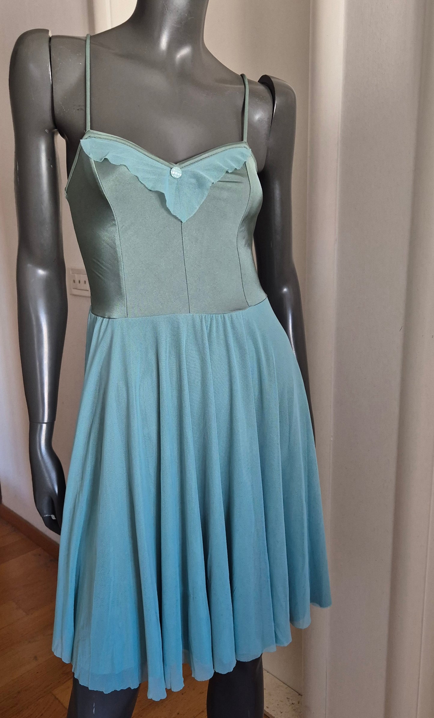 predivna haljina izraelske dizajnerice