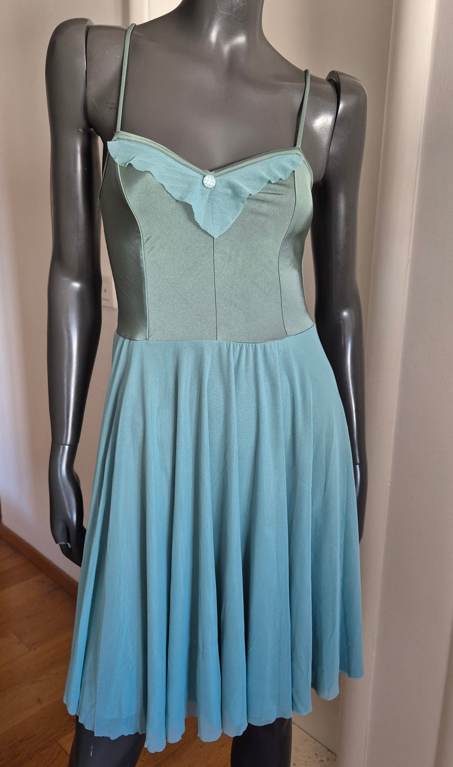 predivna haljina izraelske dizajnerice