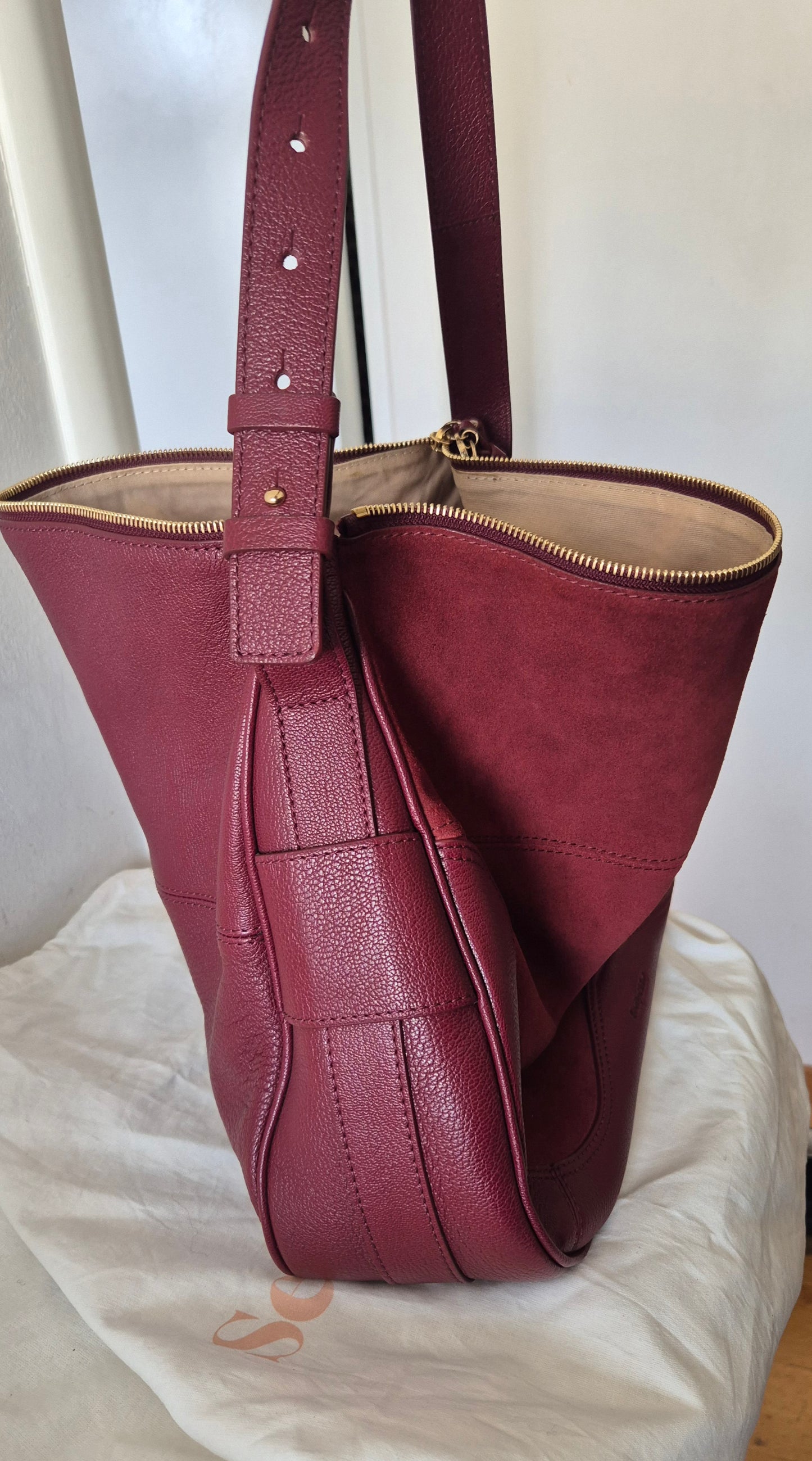 CHLOÉ velika hobo torba, koža i brušena koža
