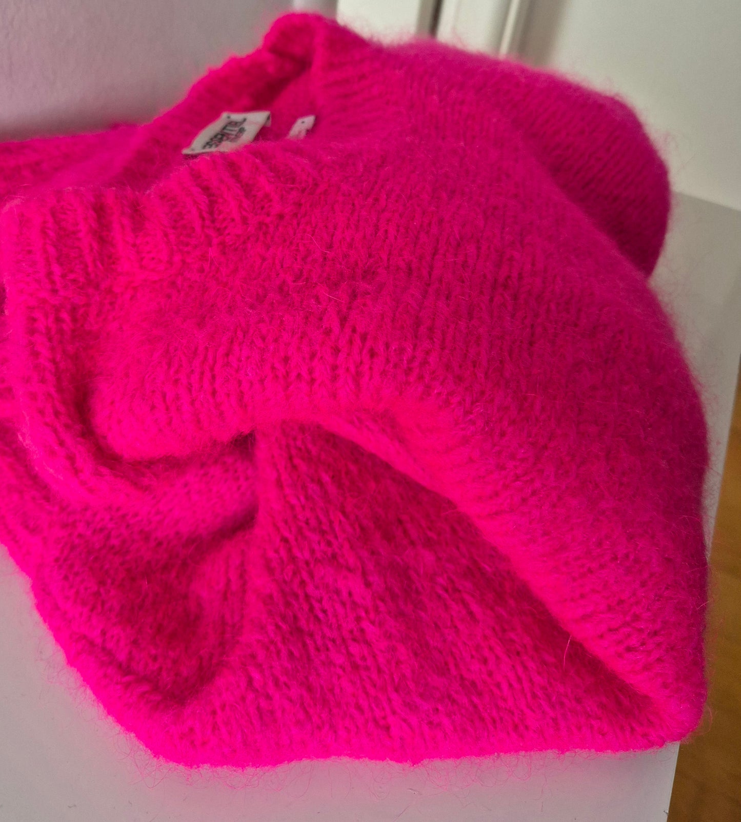 ESSENTIEL ANTWERP pink pulover, mješavina mohera